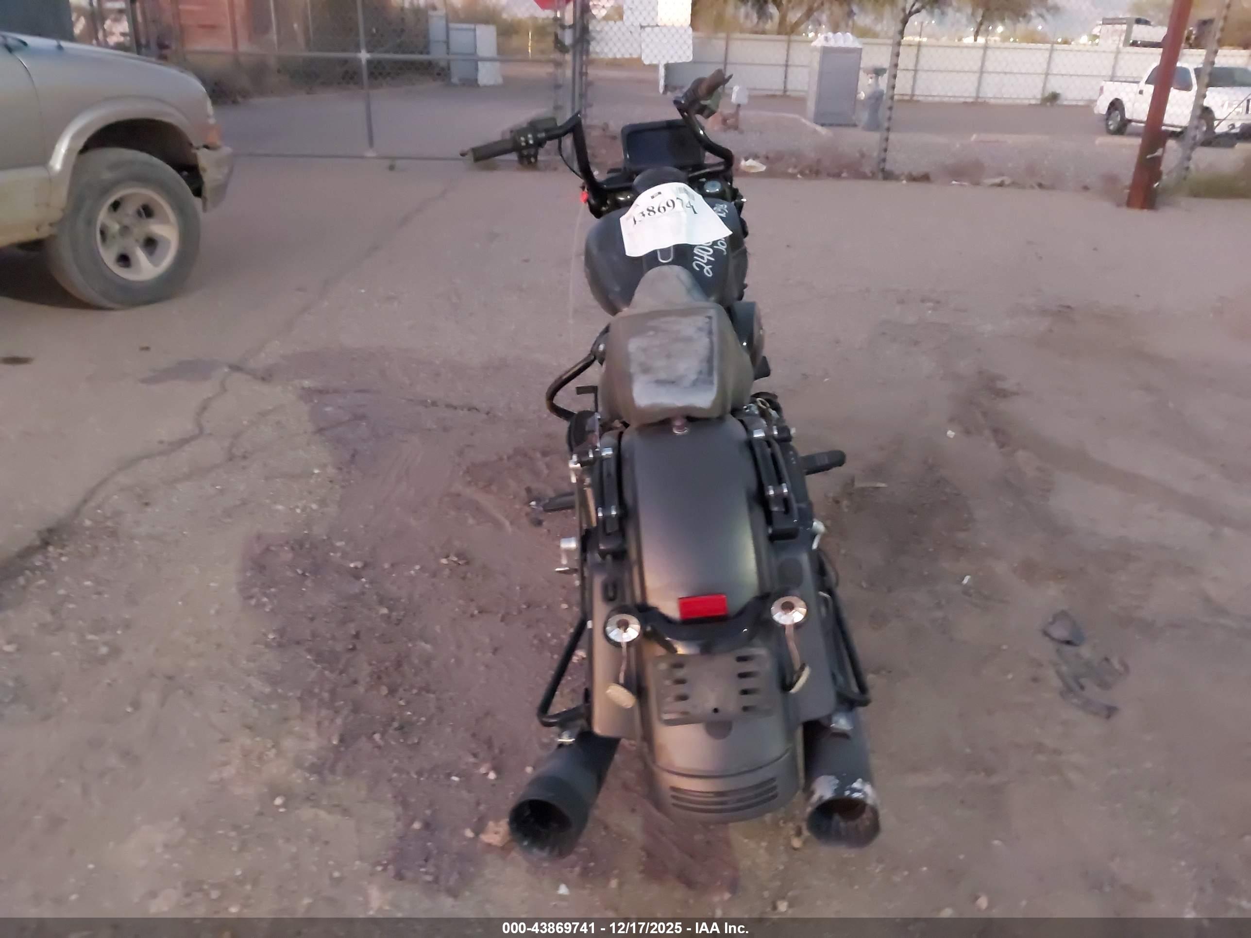 HARLEY-DAVIDSON FLHXS image 6