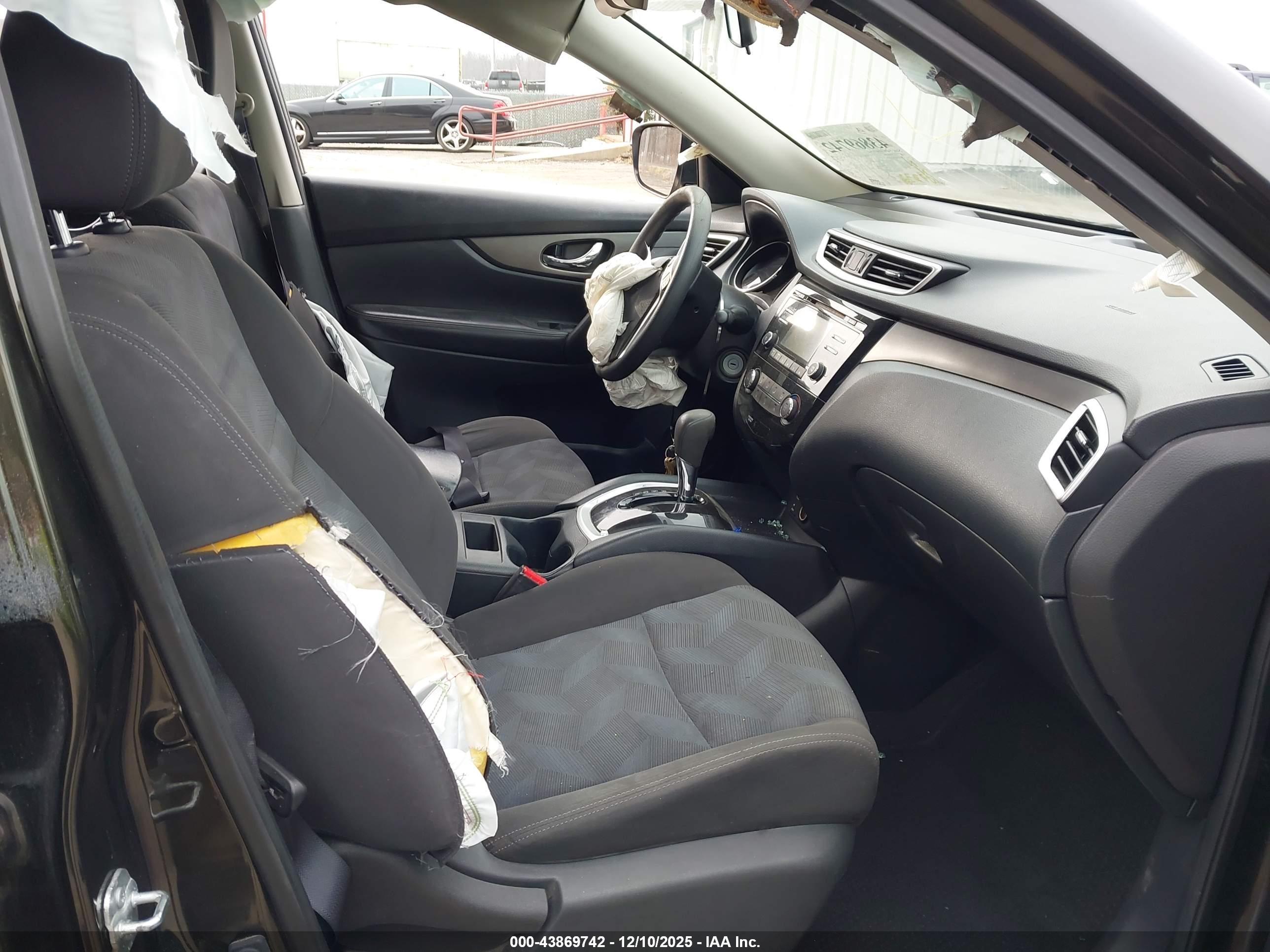 NISSAN ROGUE image 5
