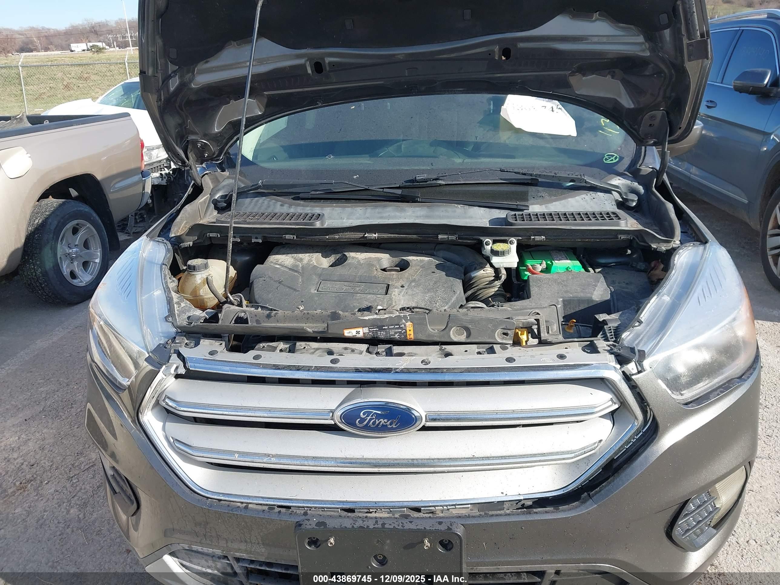 FORD ESCAPE image 10