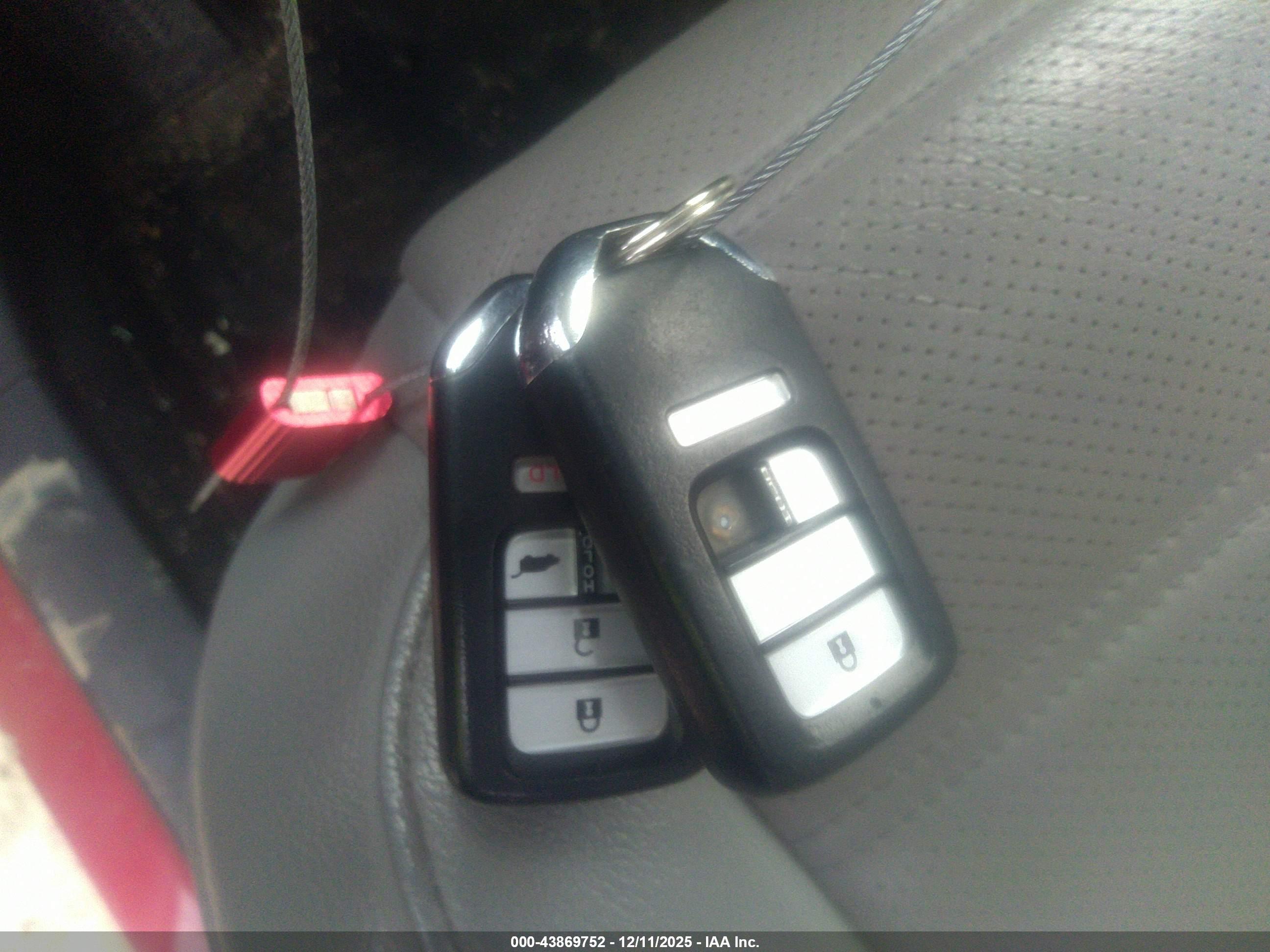 HONDA CR-V image 11