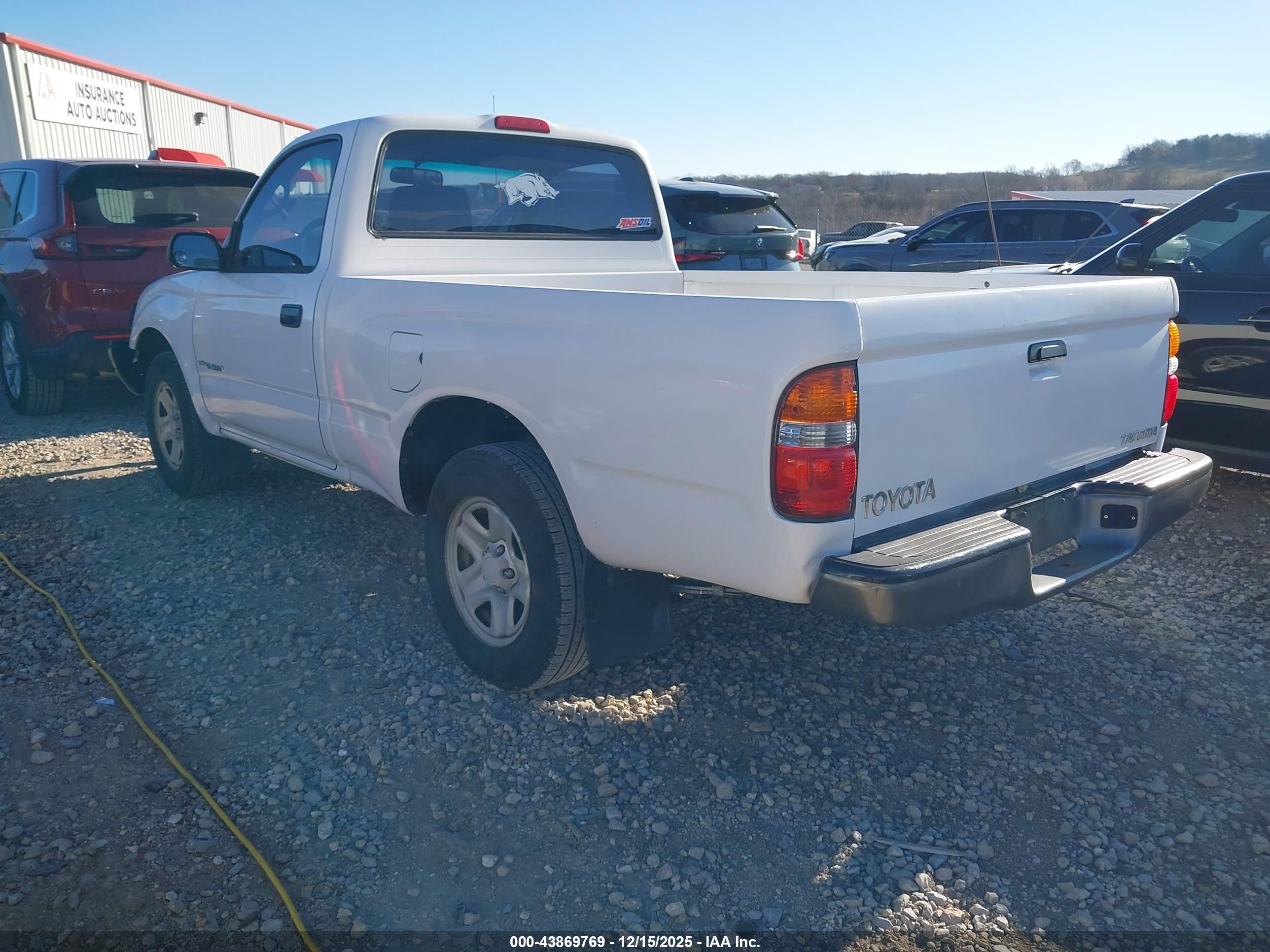TOYOTA TACOMA image 3