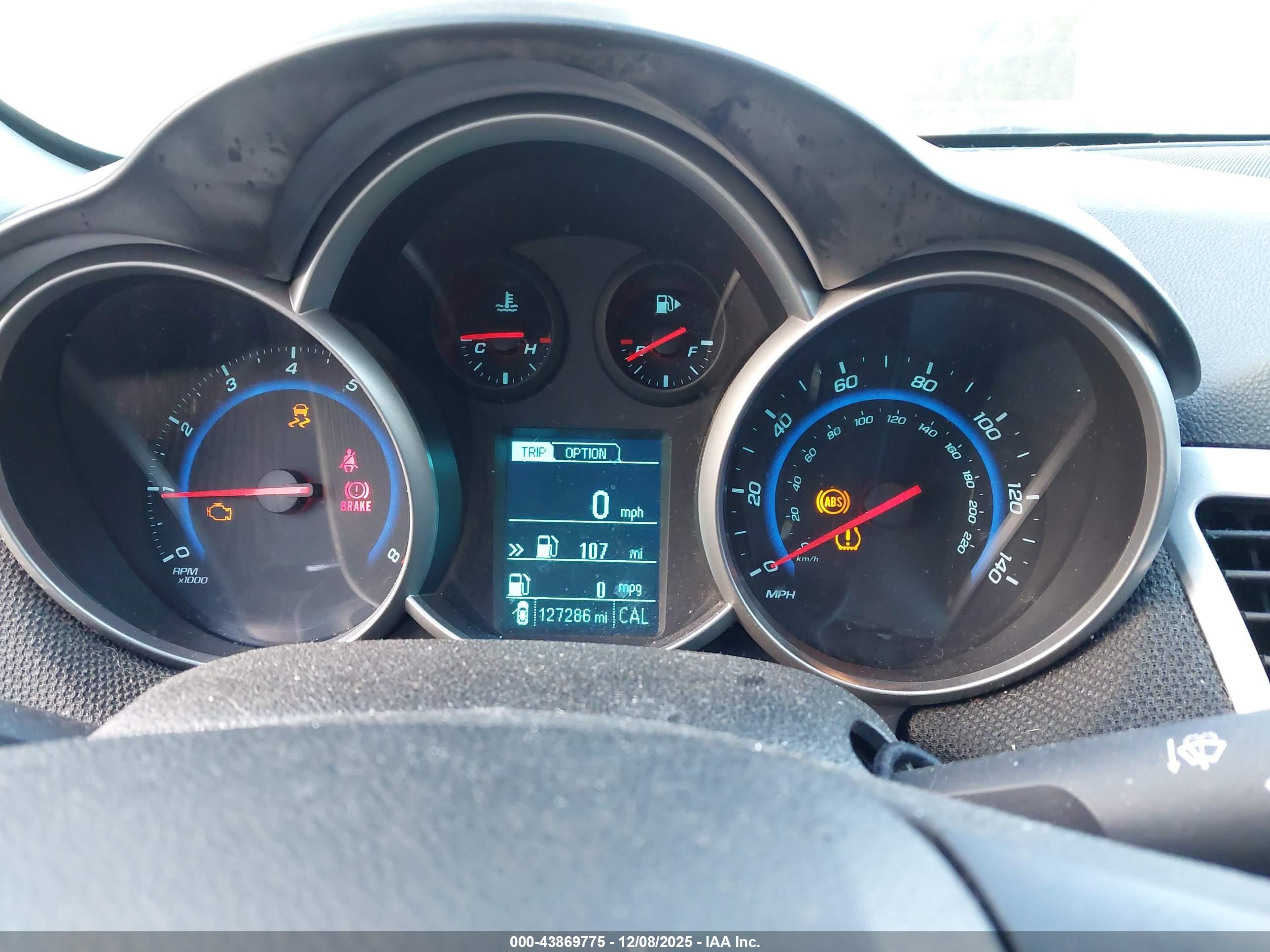 CHEVROLET CRUZE image 7