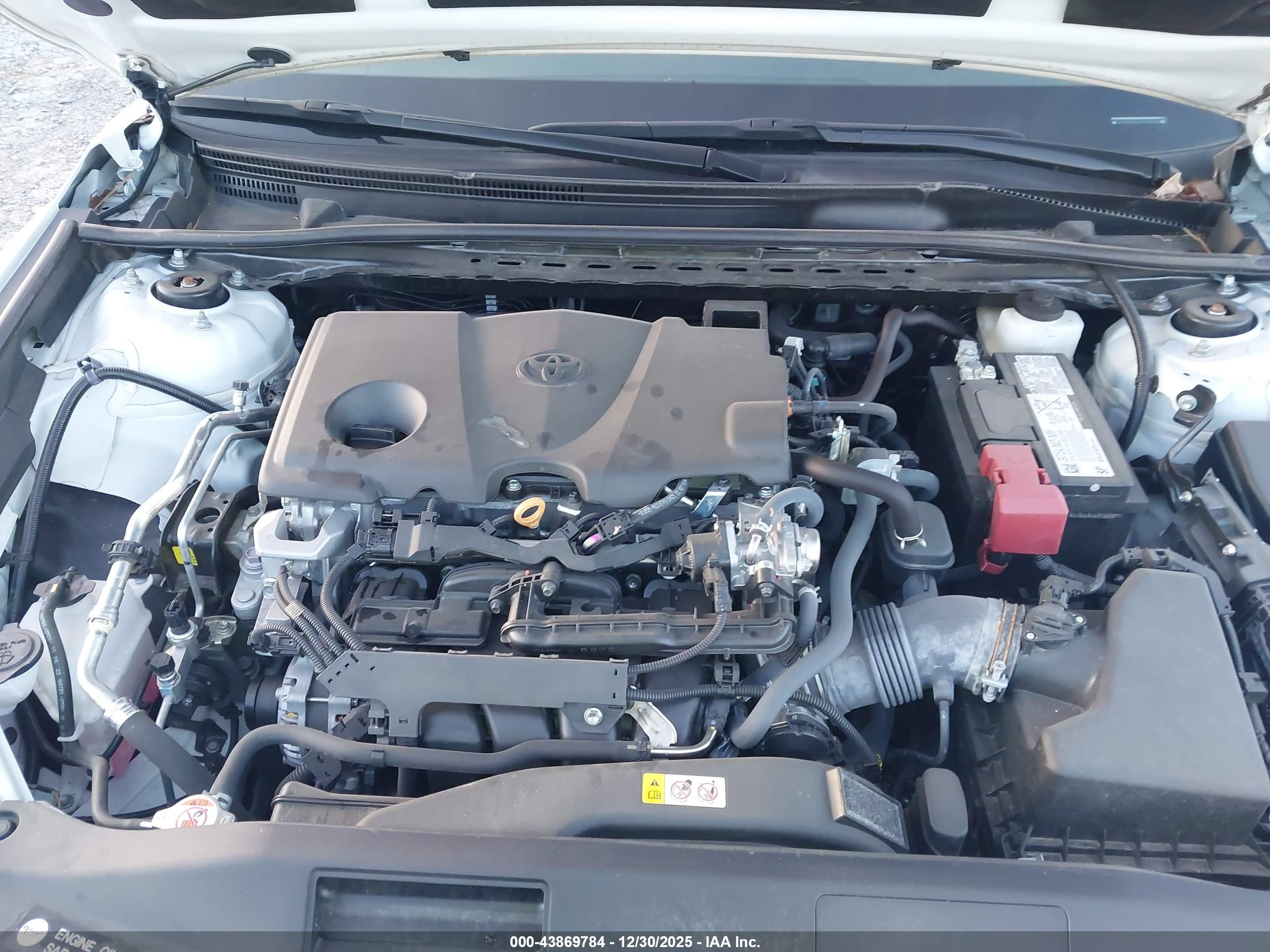 TOYOTA CAMRY image 10