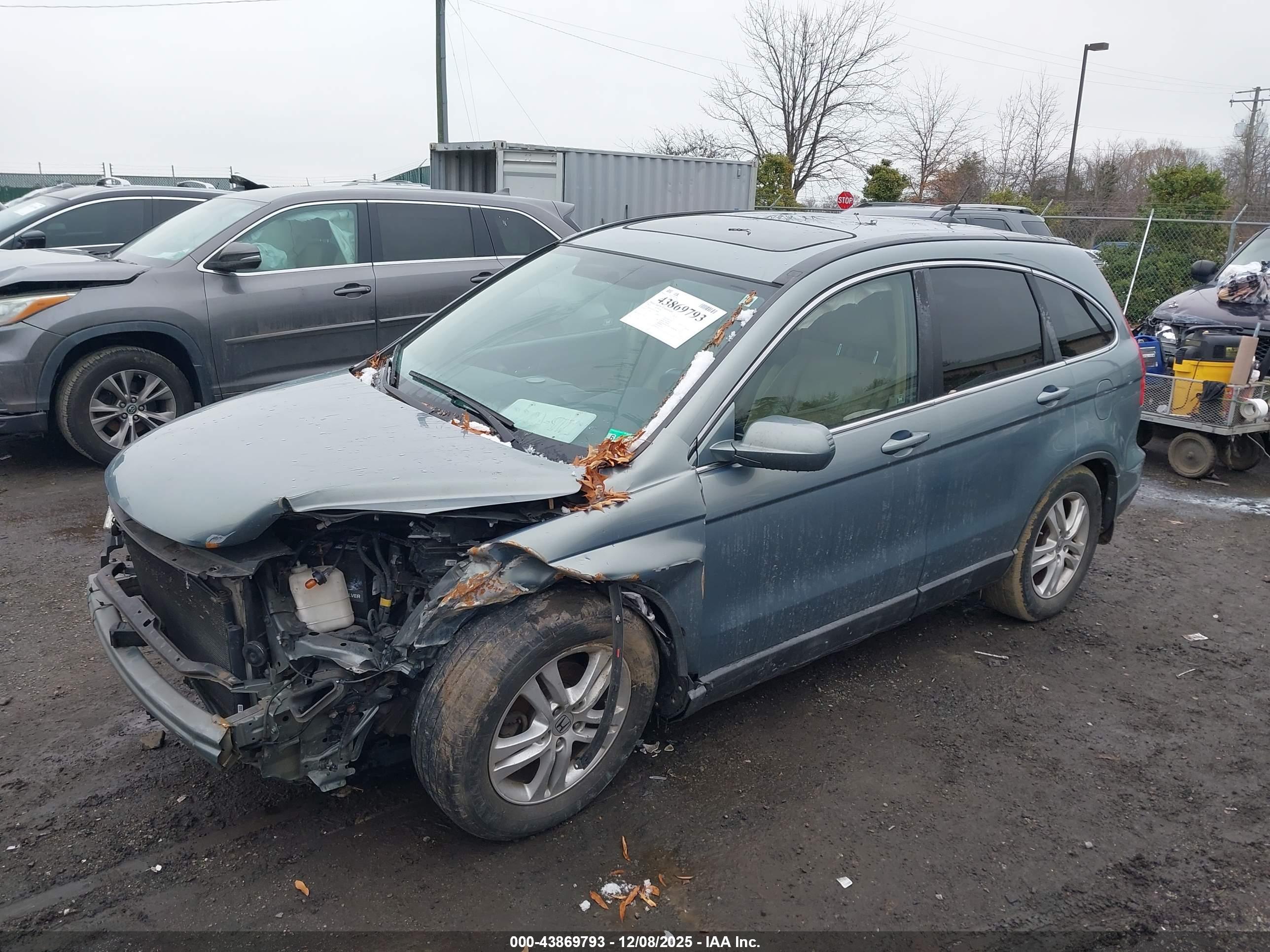 HONDA CR-V image 2