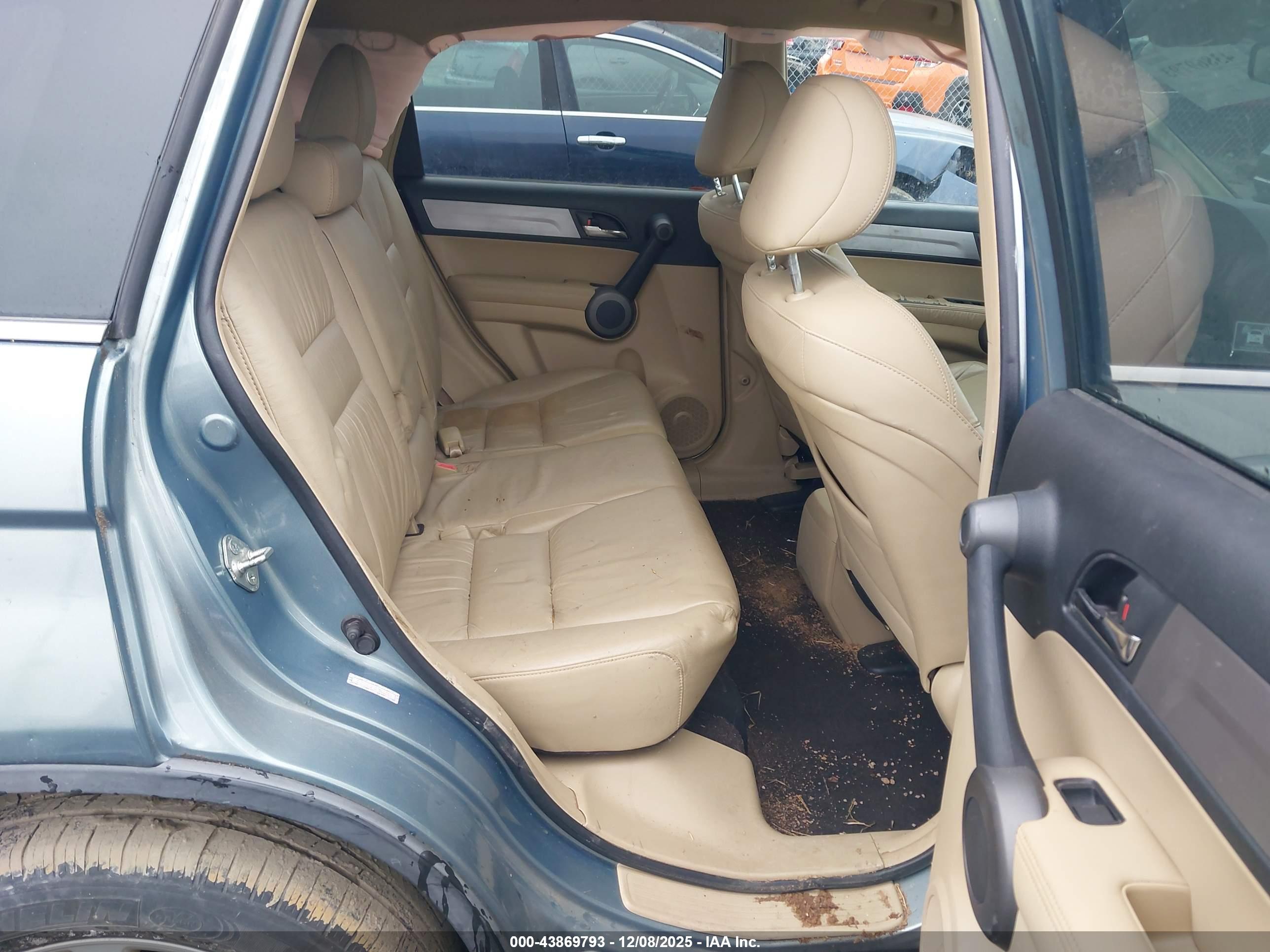 HONDA CR-V image 8