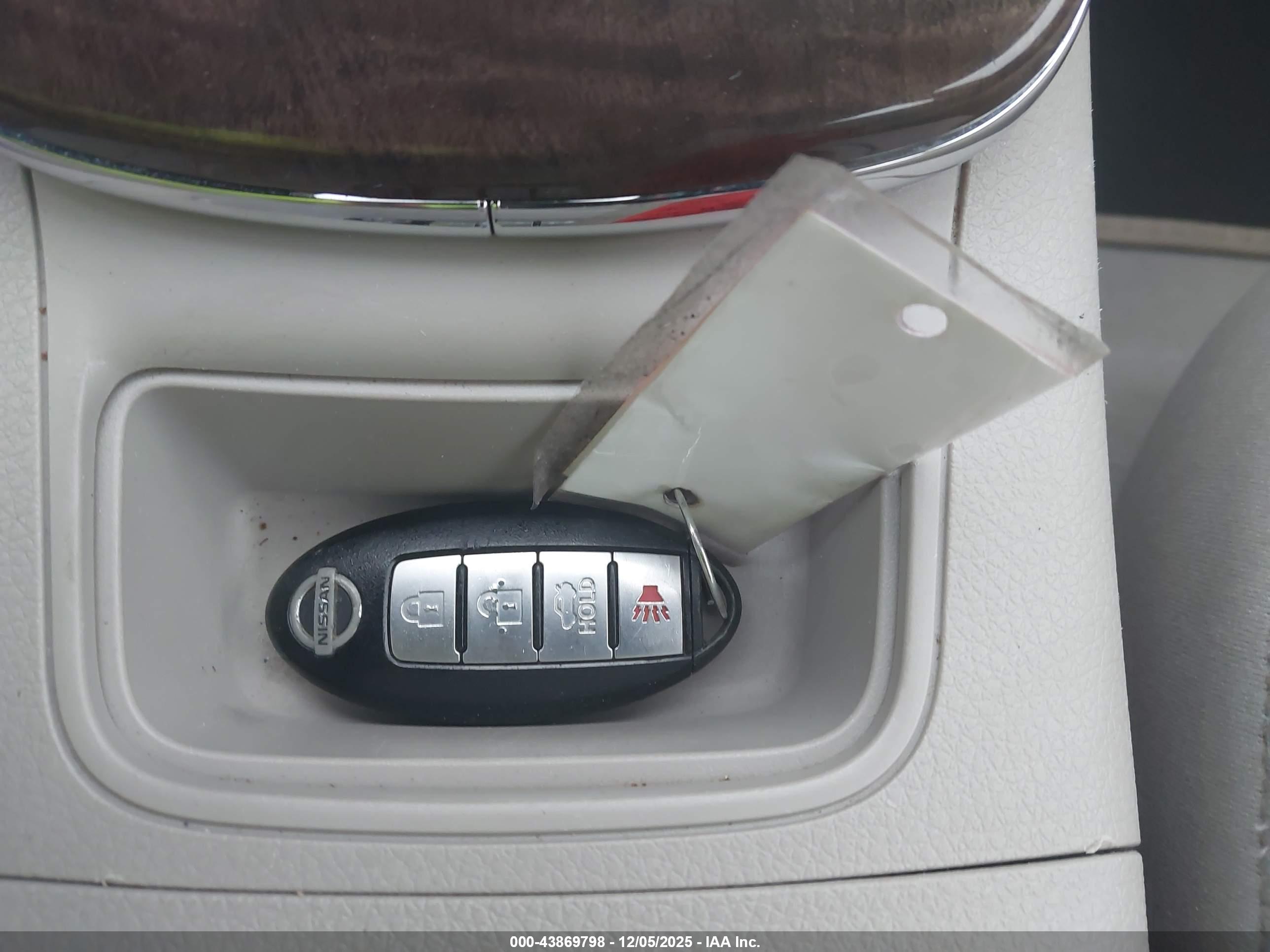 NISSAN SENTRA image 11