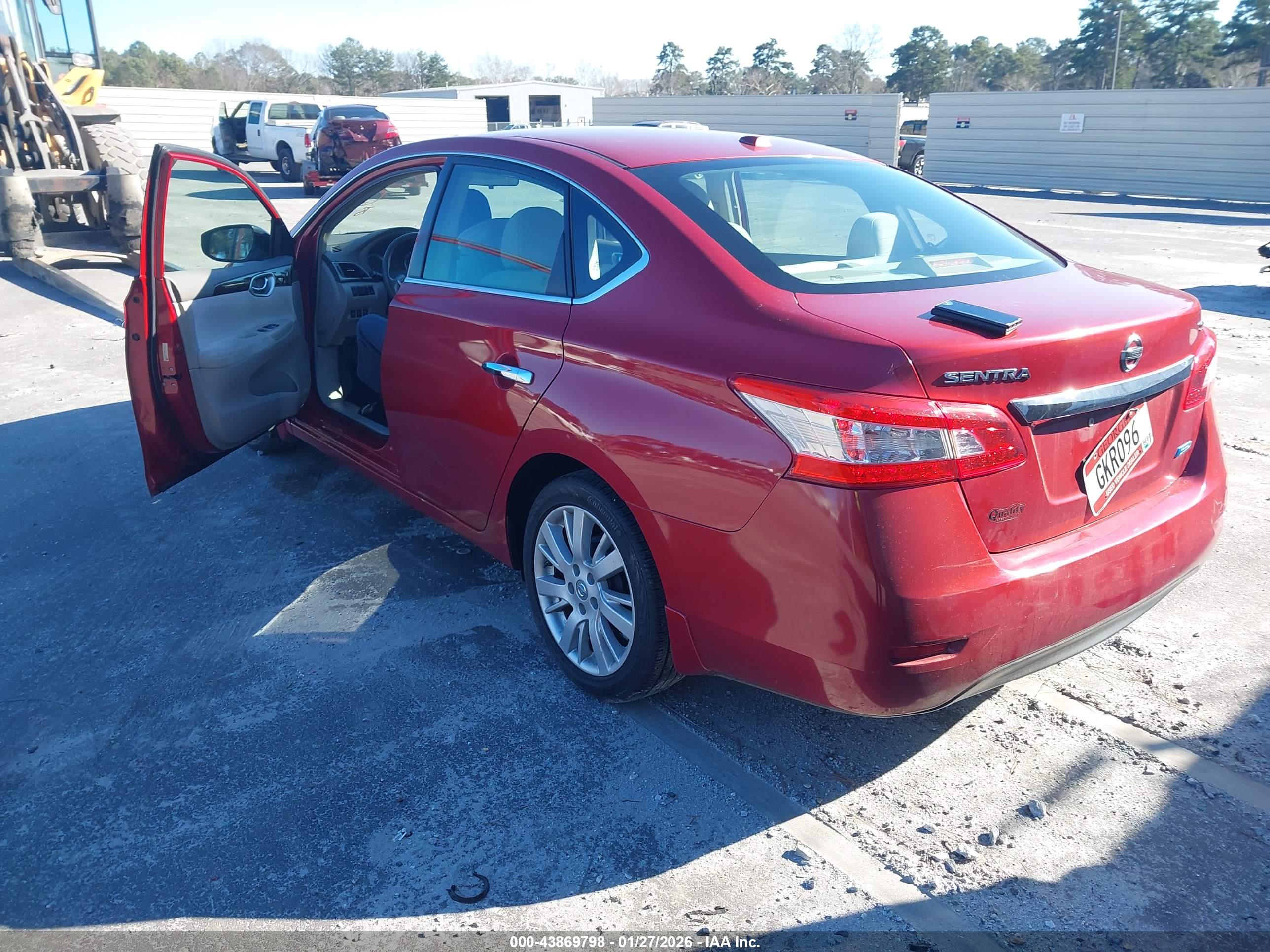 NISSAN SENTRA image 3