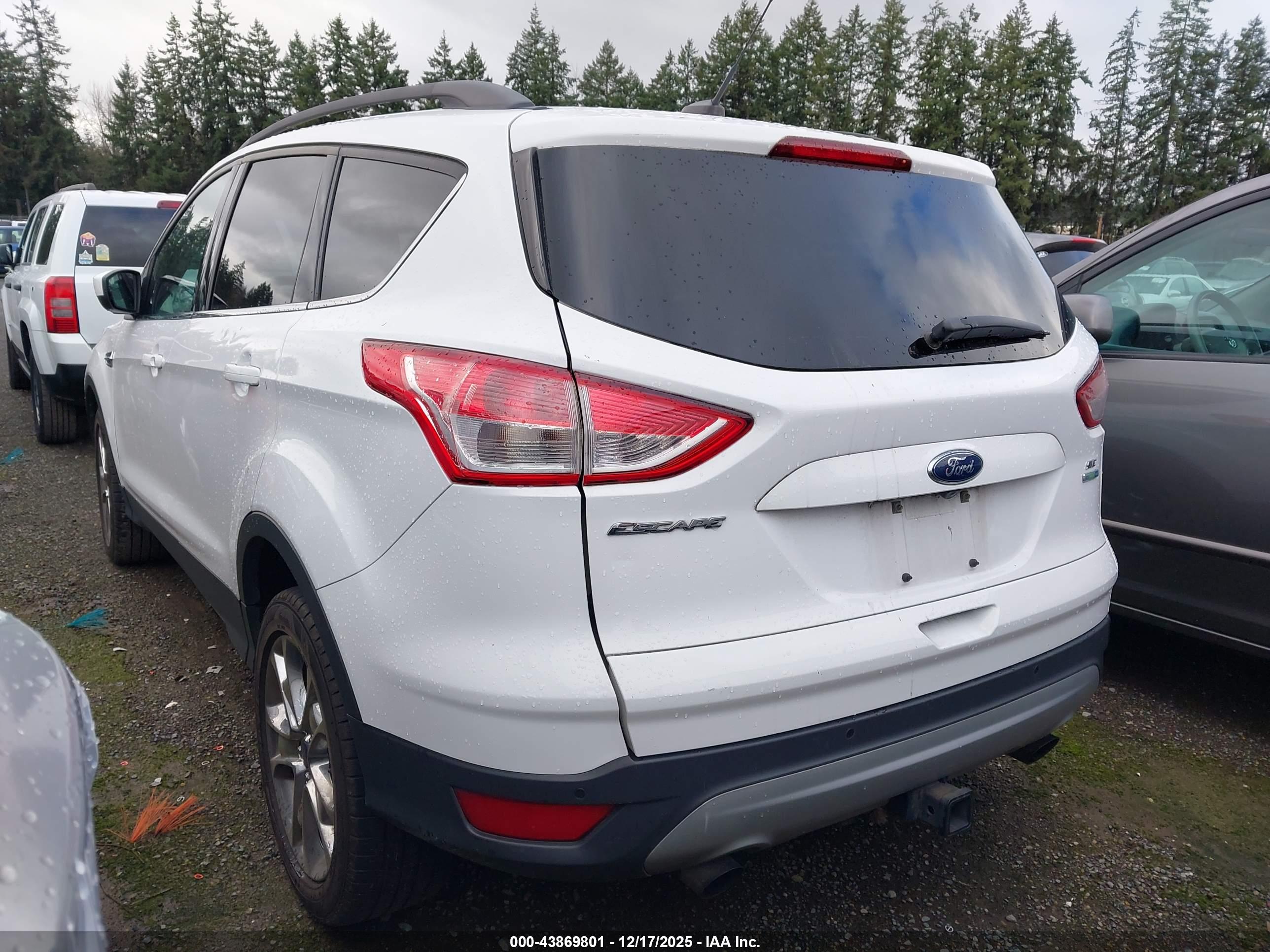 FORD ESCAPE image 3