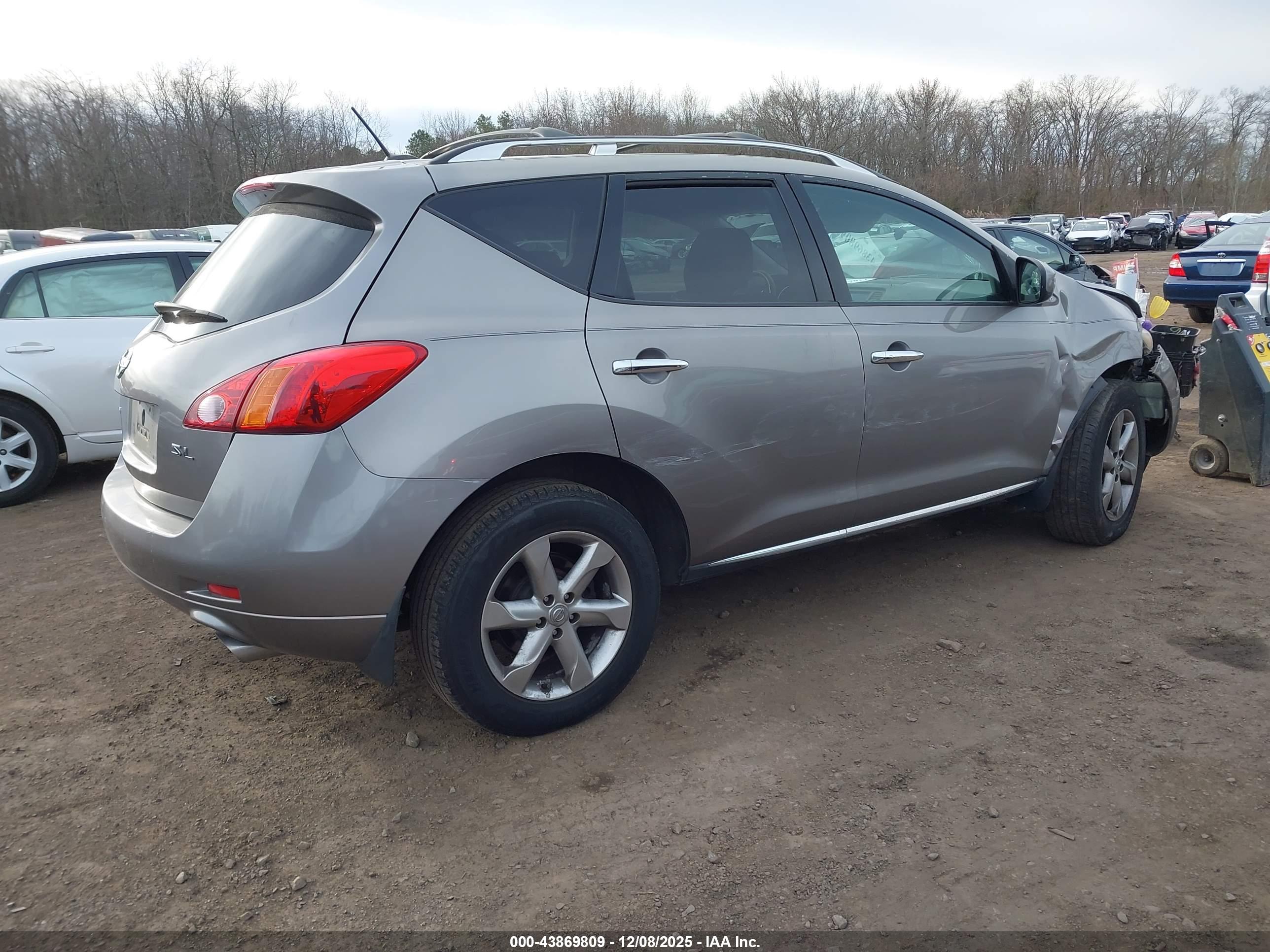 NISSAN MURANO image 4