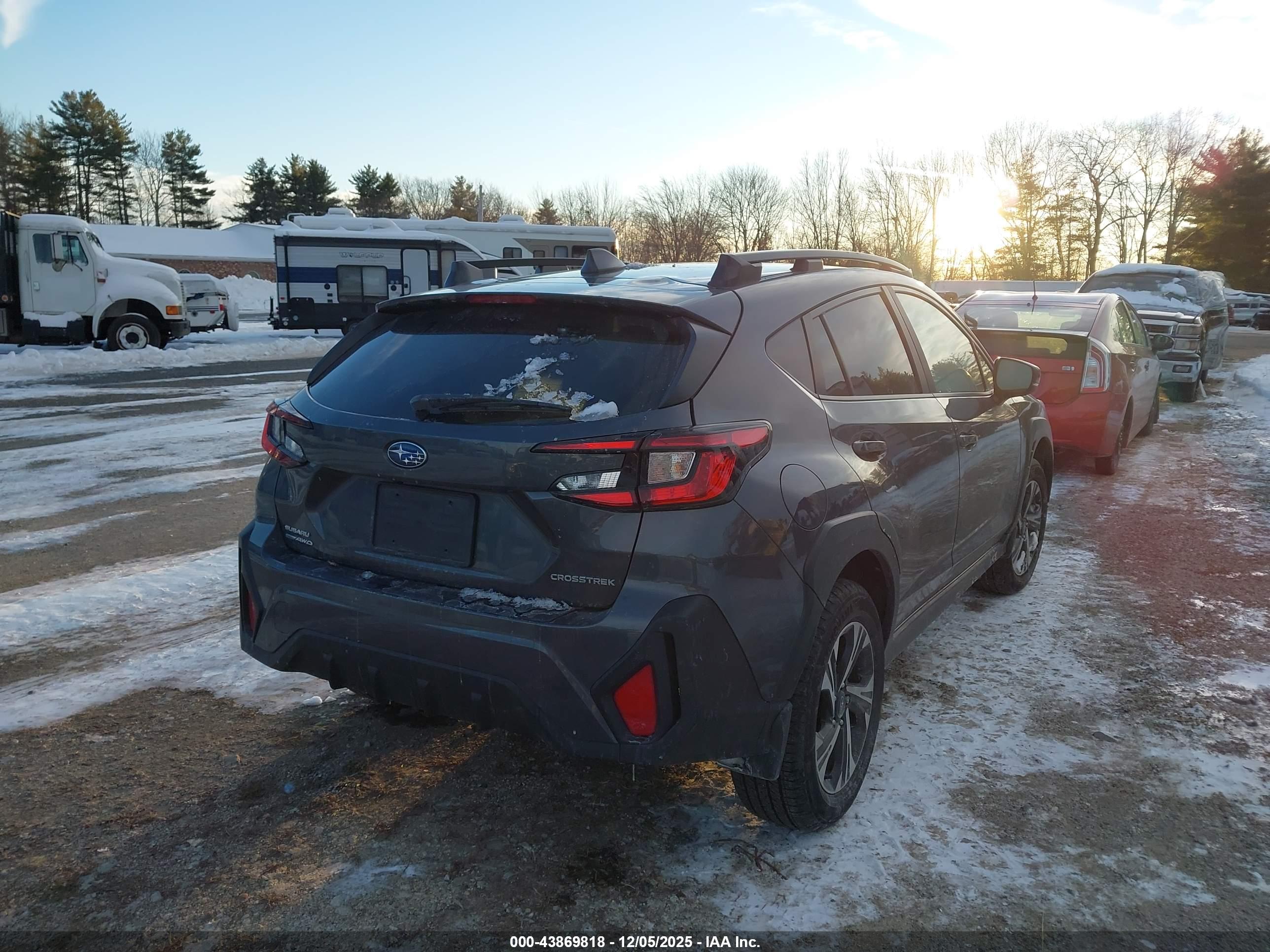 SUBARU CROSSTREK image 4