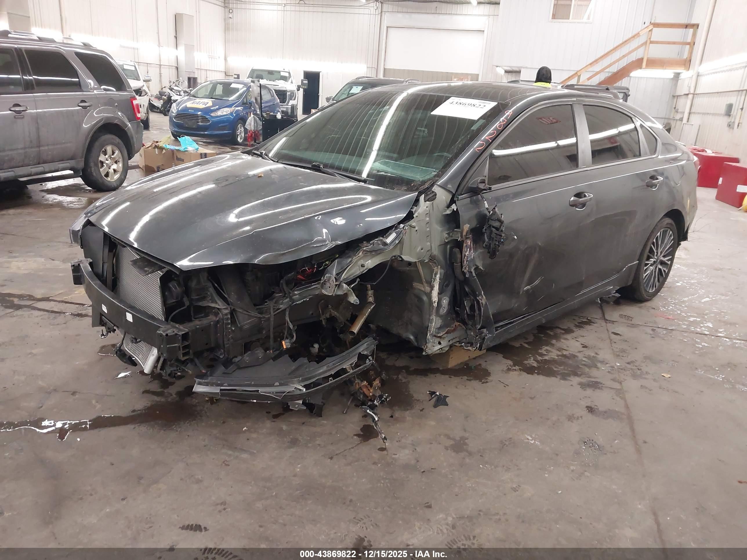 KIA FORTE image 2