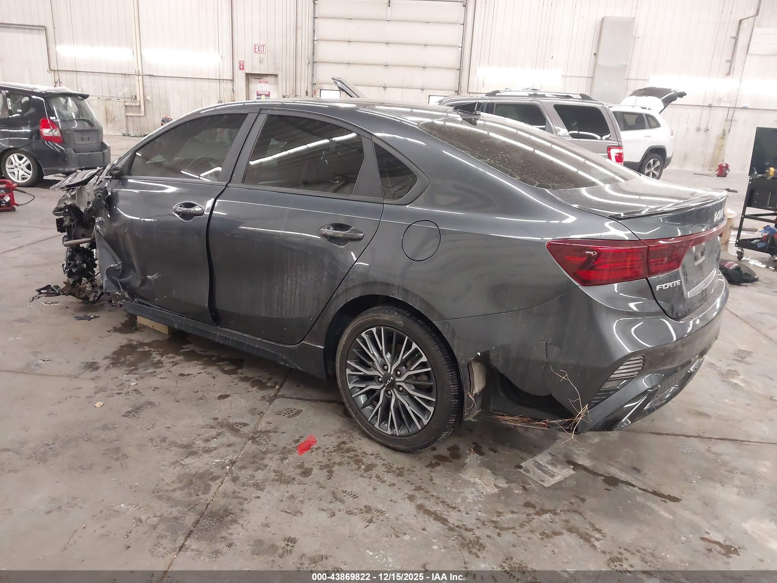 KIA FORTE image 3