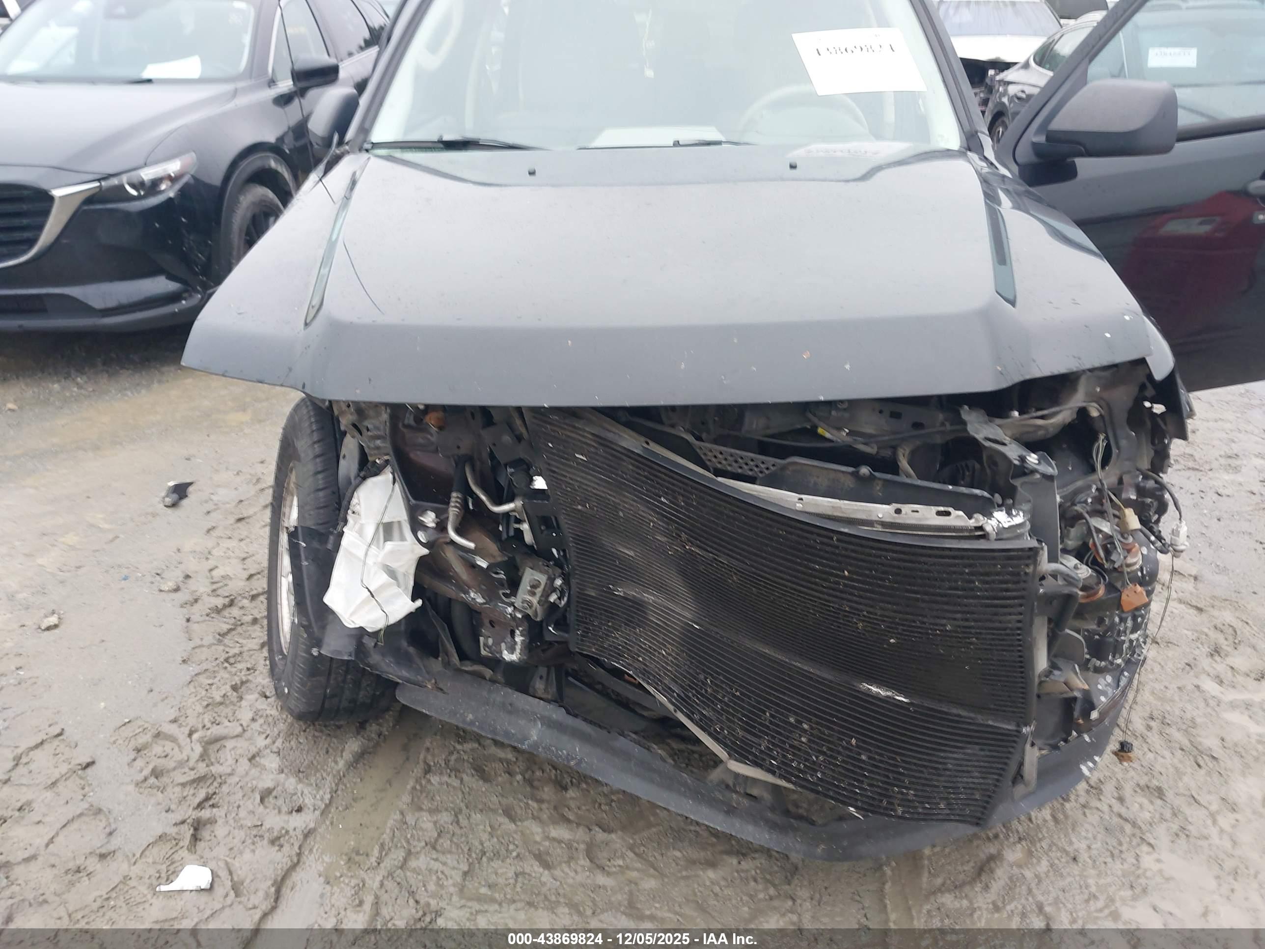 FORD ESCAPE image 6