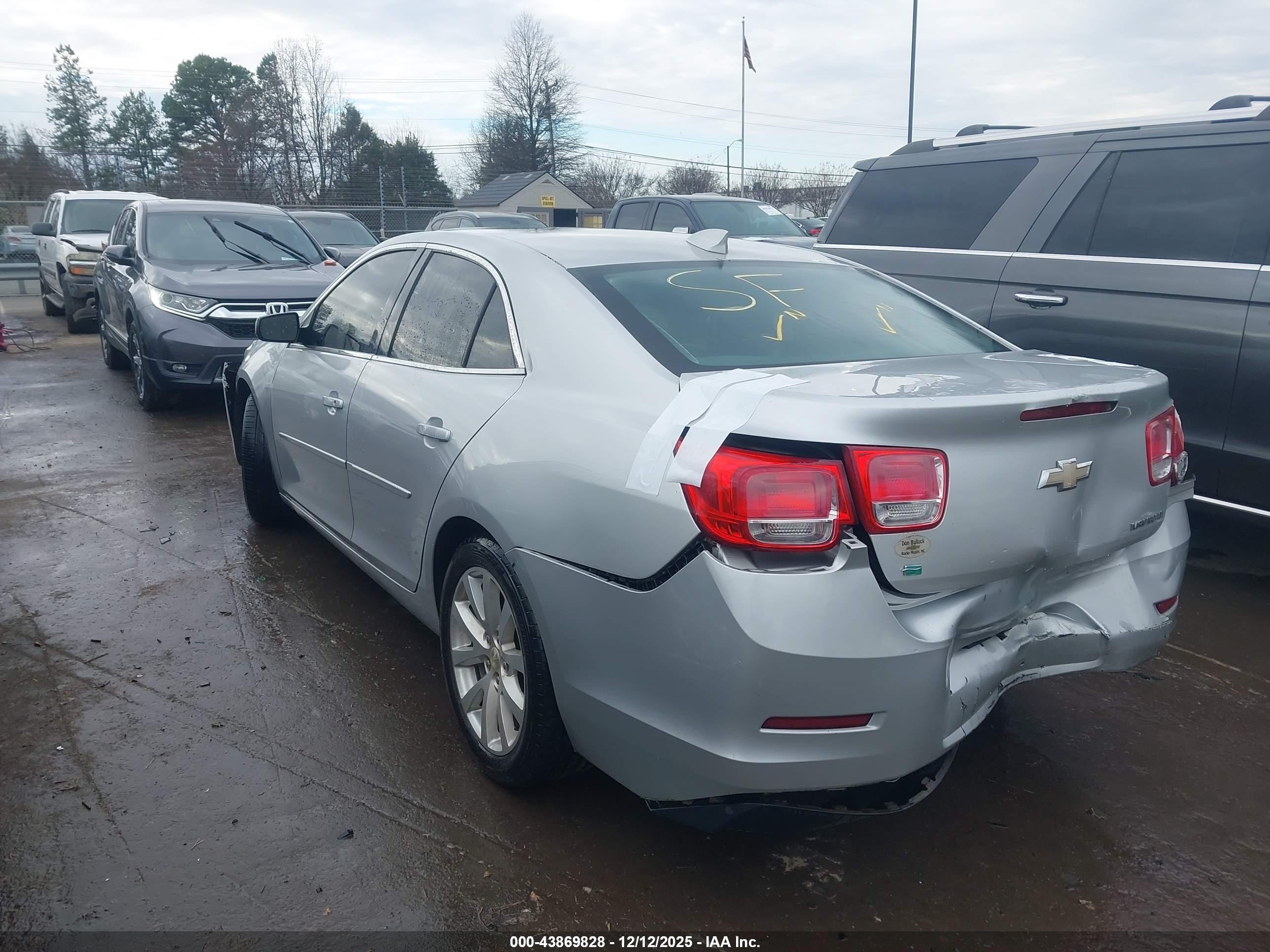 CHEVROLET MALIBU image 3