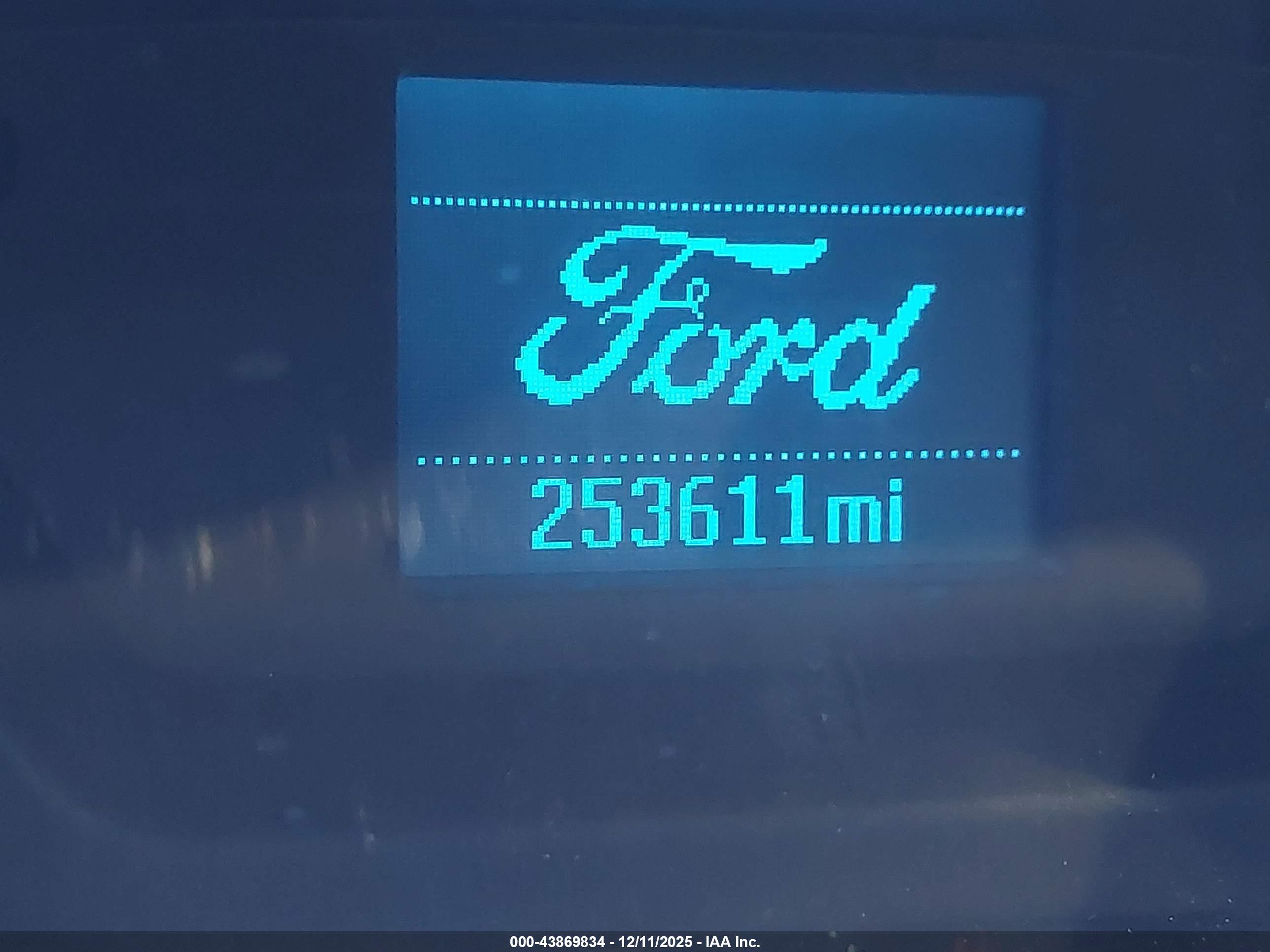 FORD TRANSIT-250 image 6