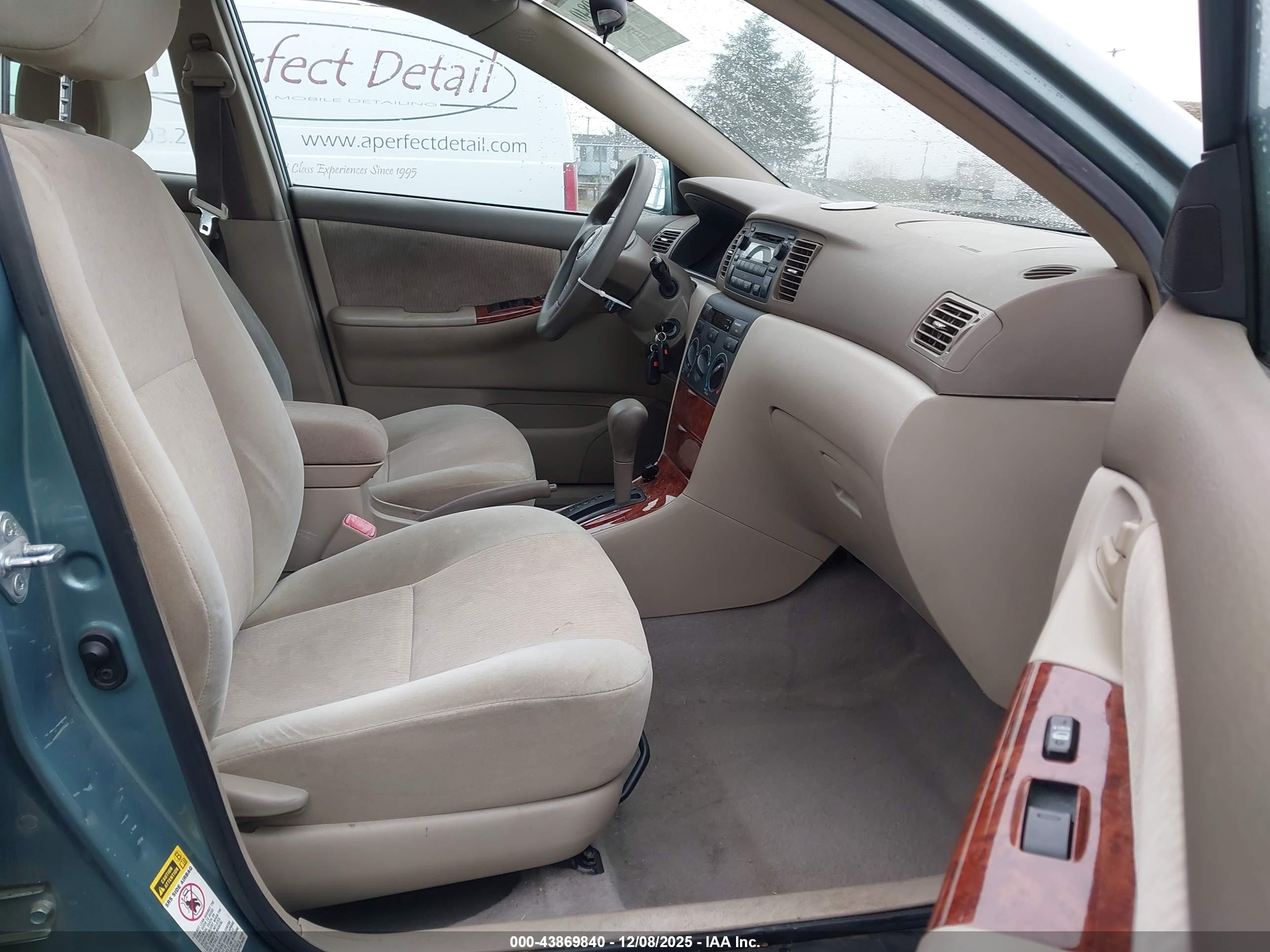 TOYOTA COROLLA image 5