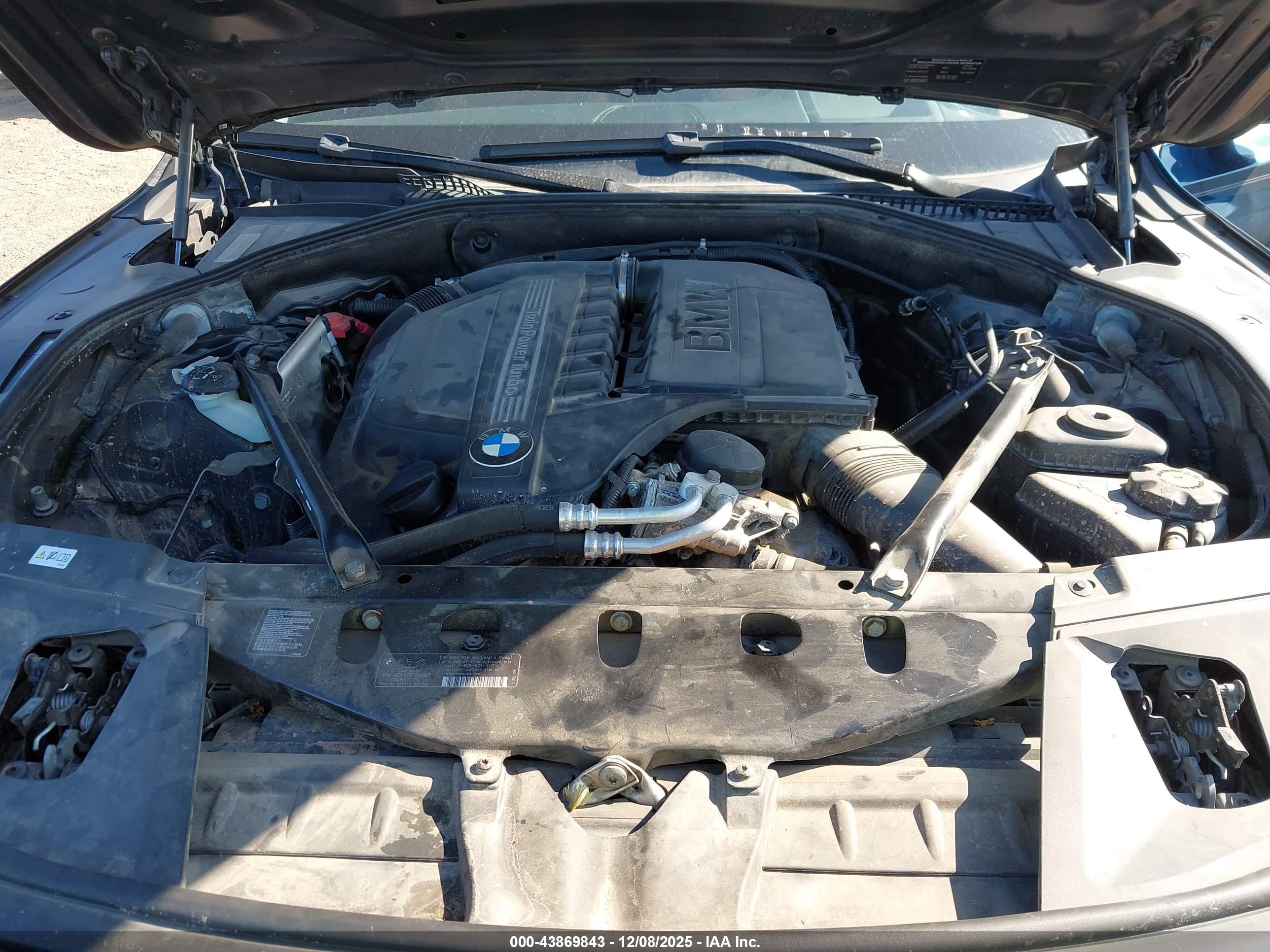 BMW 740LI image 10