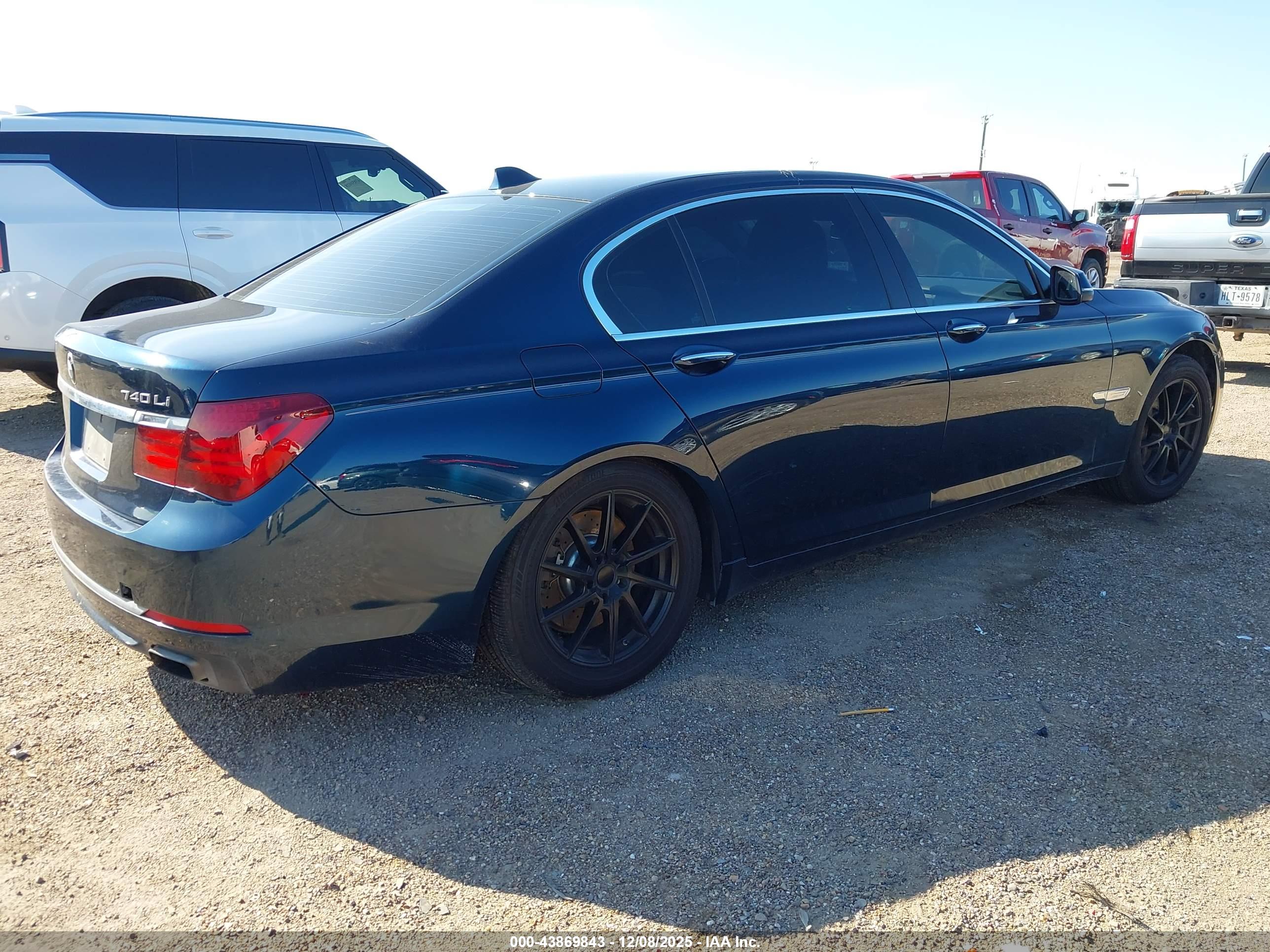 BMW 740LI image 4