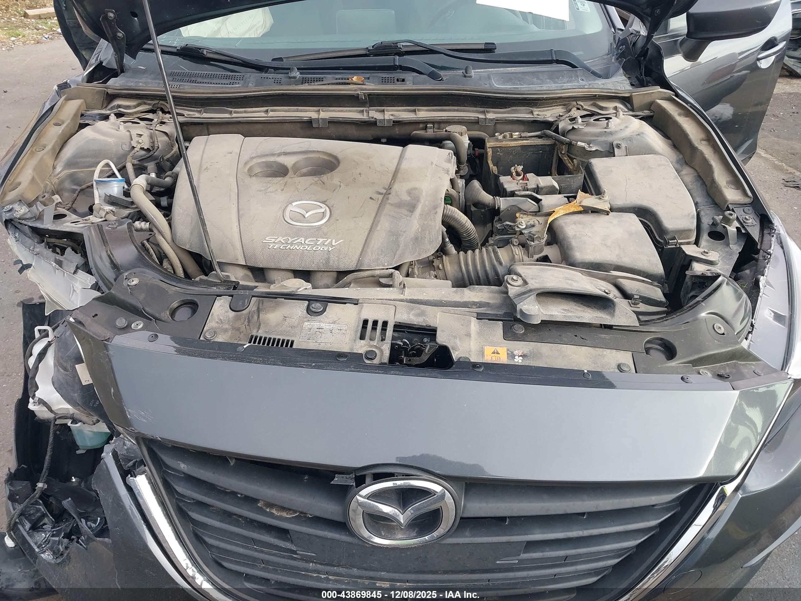 MAZDA MAZDA3 image 10