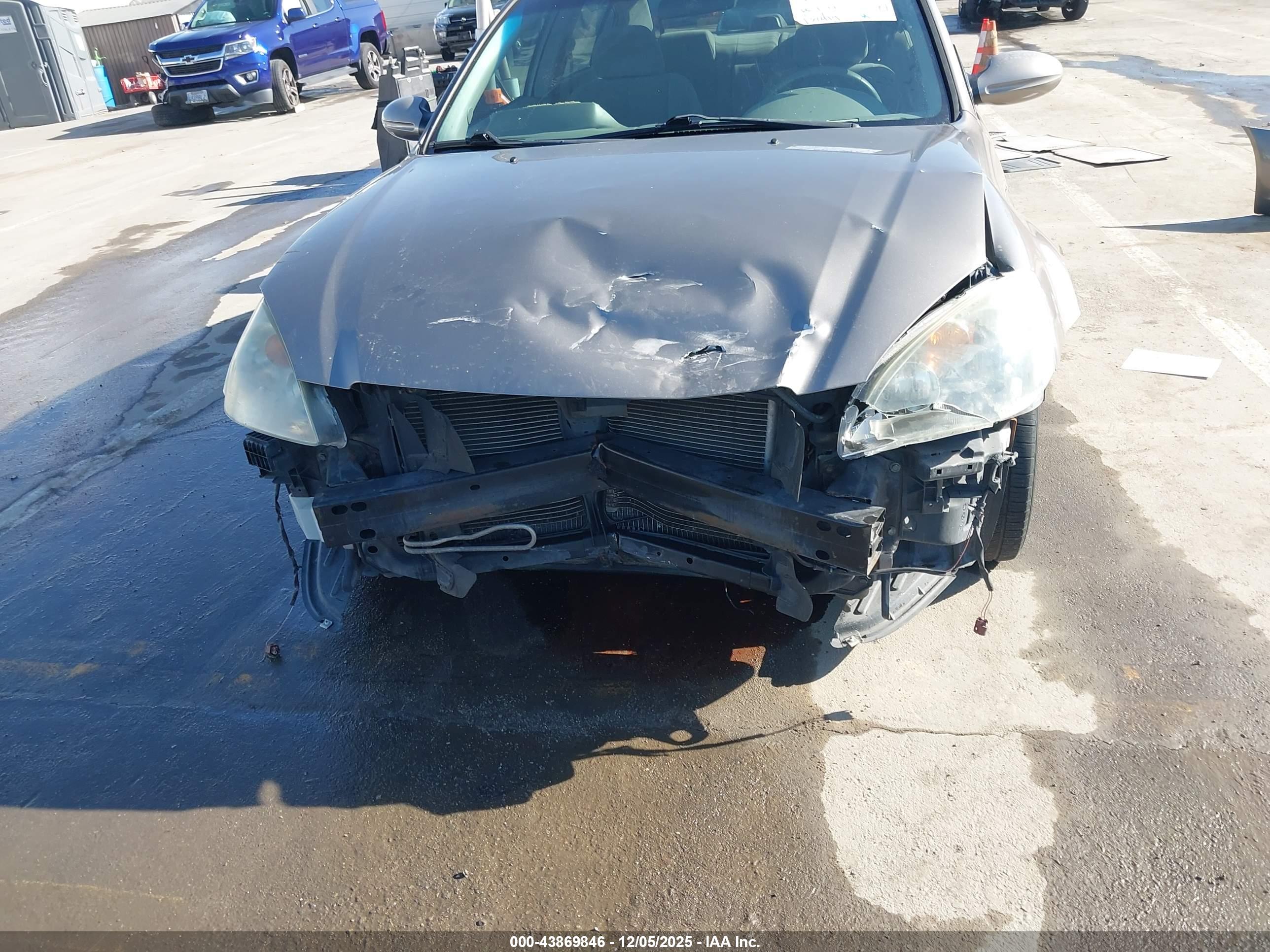 NISSAN ALTIMA image 6