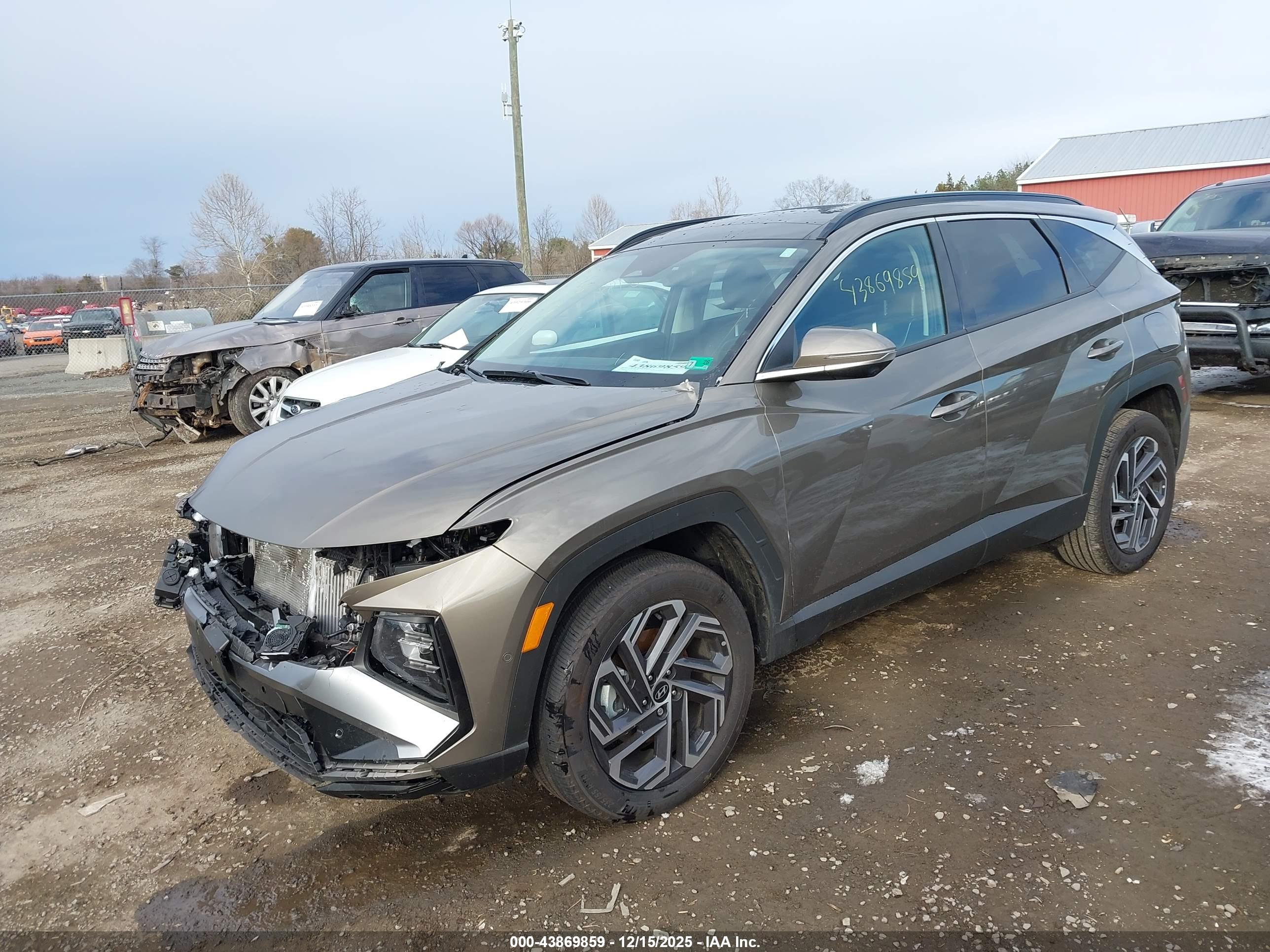 HYUNDAI TUCSON image 2
