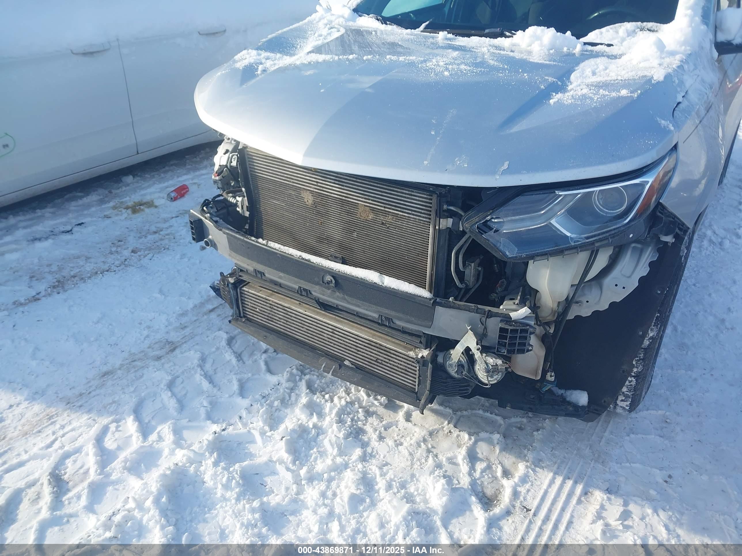 CHEVROLET EQUINOX image 6