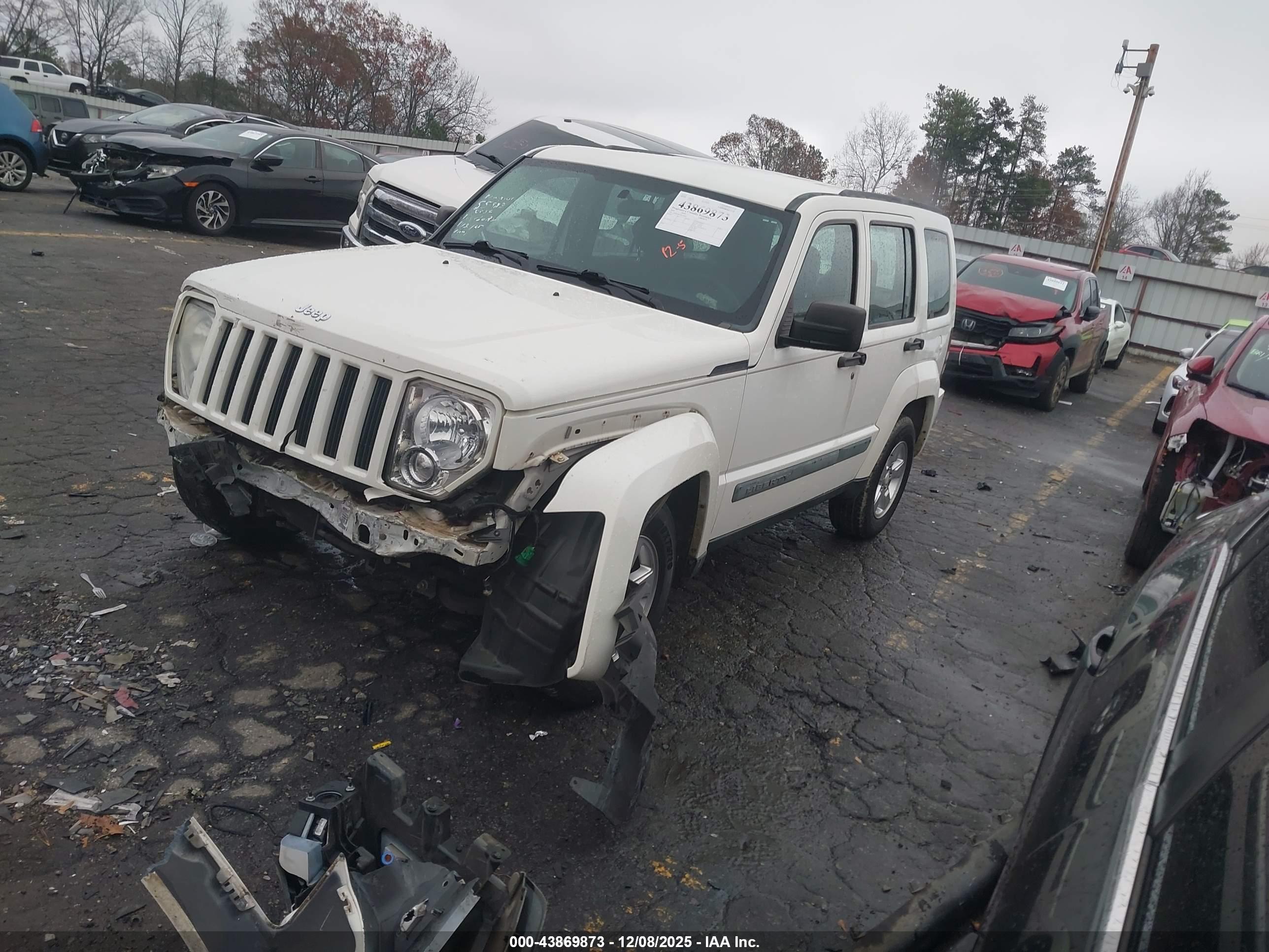 JEEP LIBERTY image 2