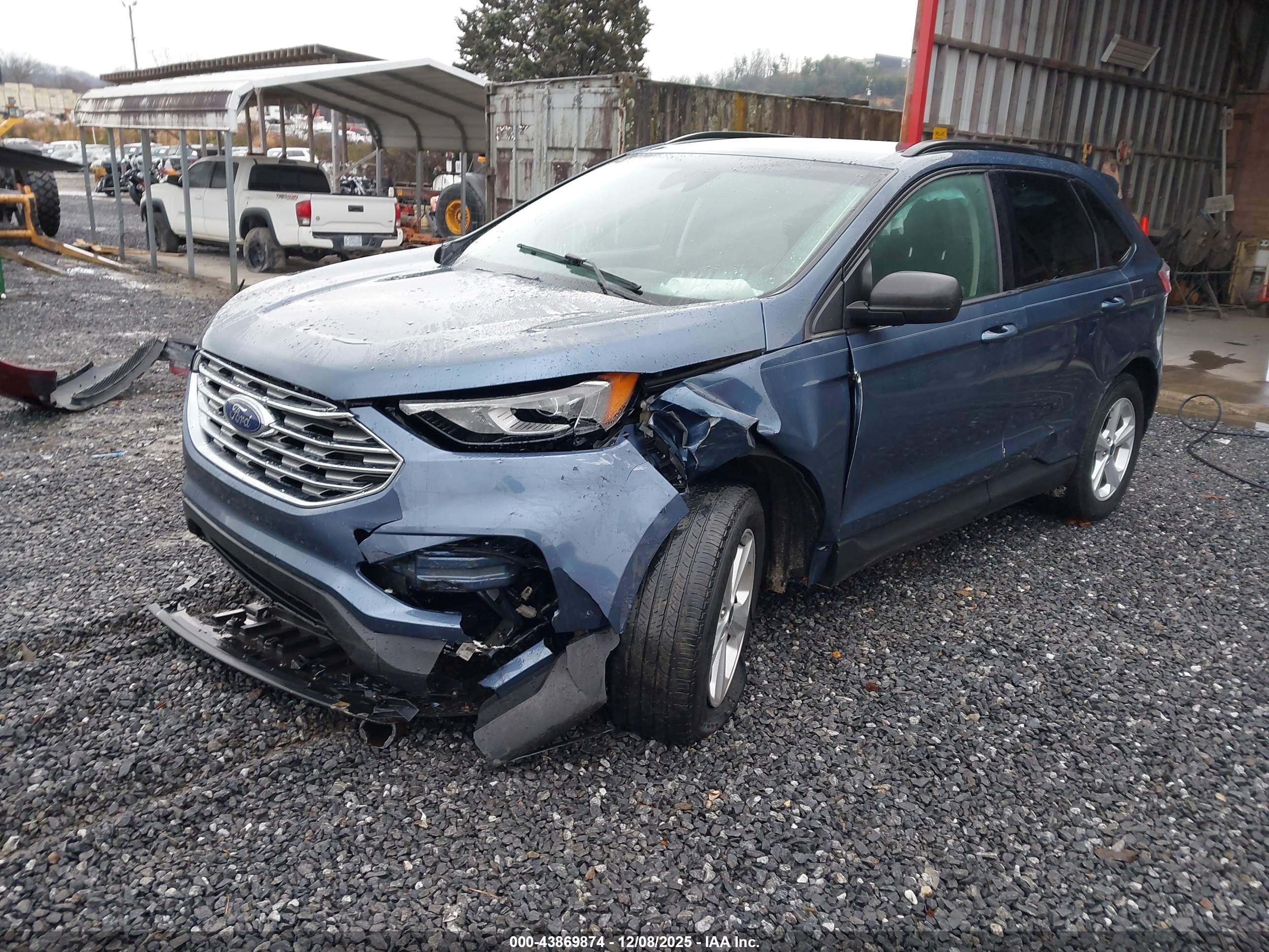 FORD EDGE image 2