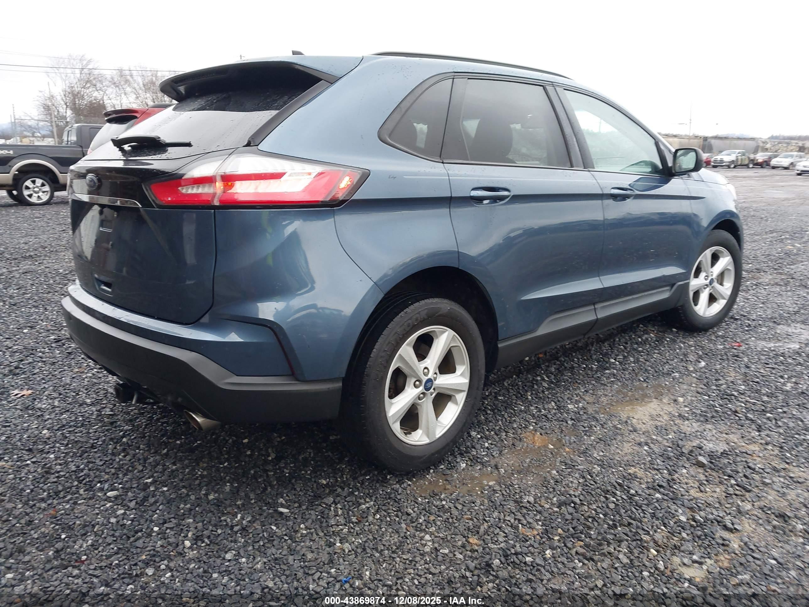 FORD EDGE image 4