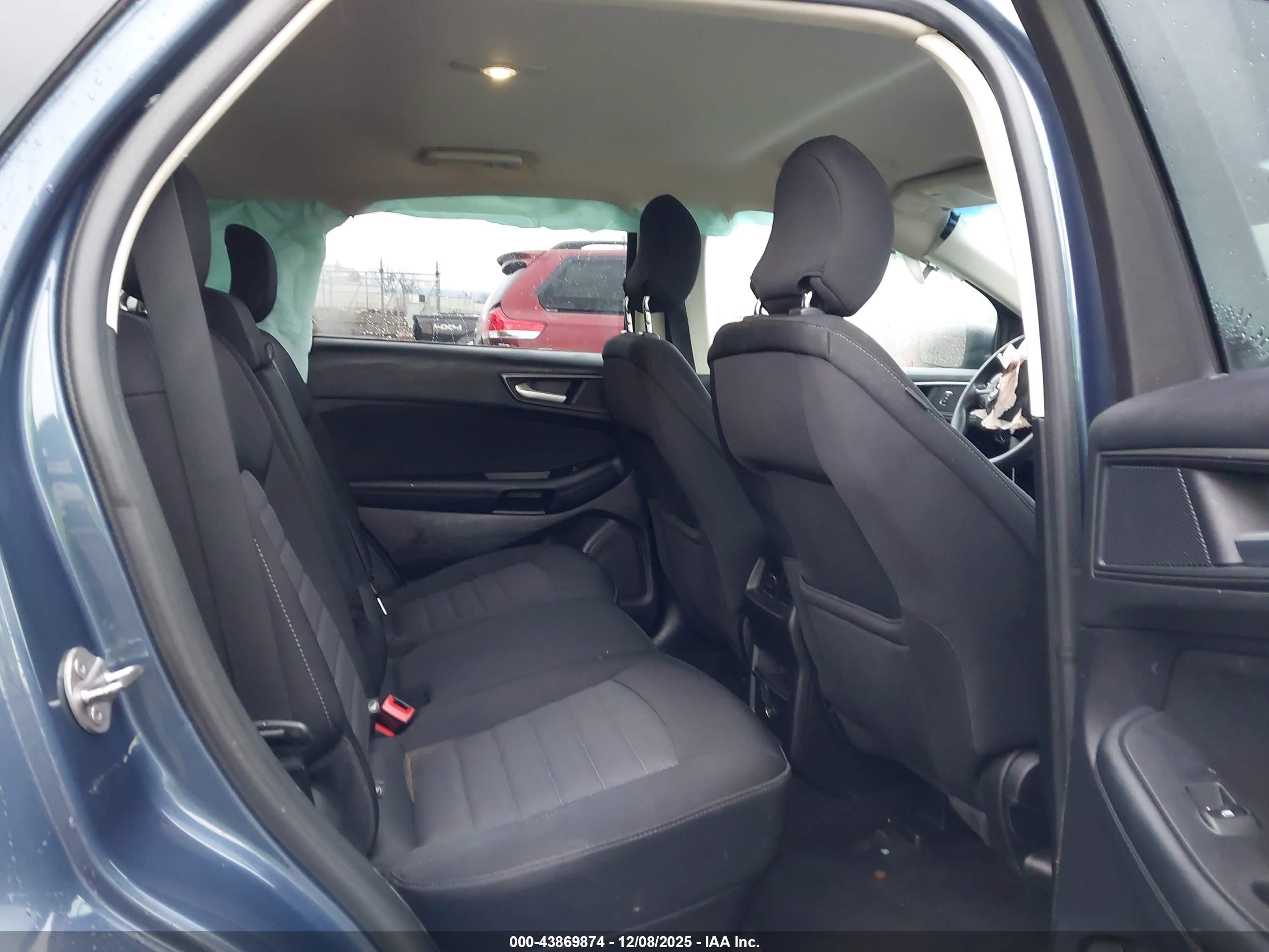 FORD EDGE image 8