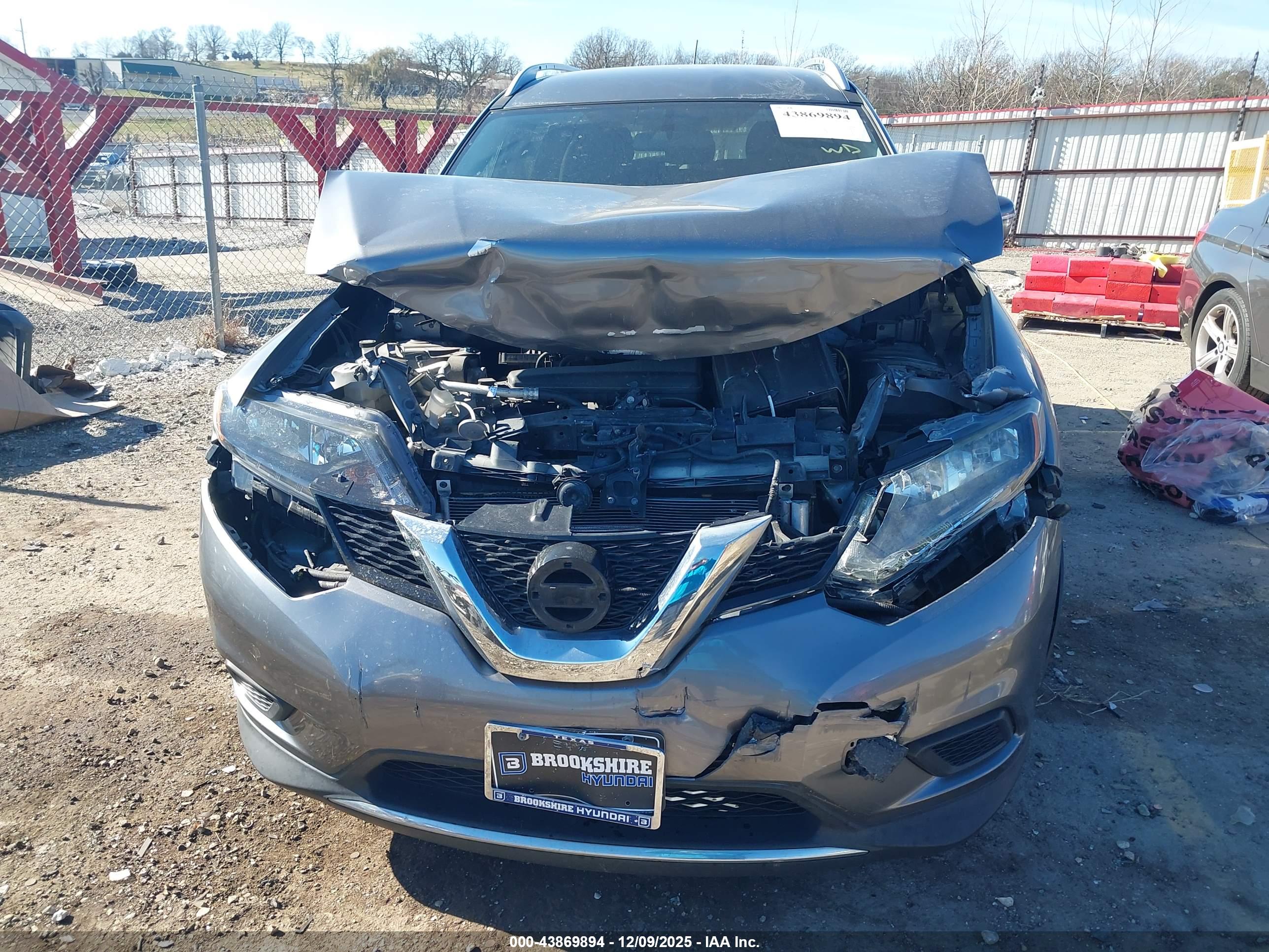 NISSAN ROGUE image 6
