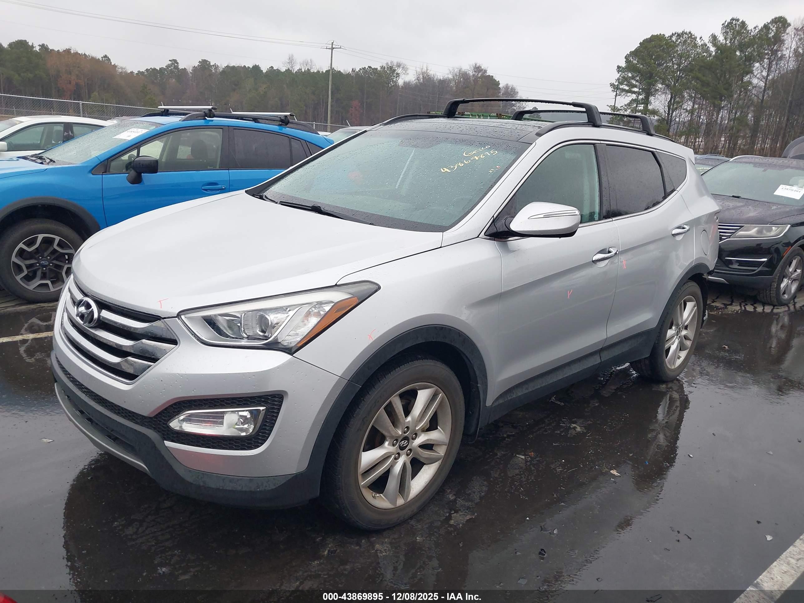 HYUNDAI SANTA image 2
