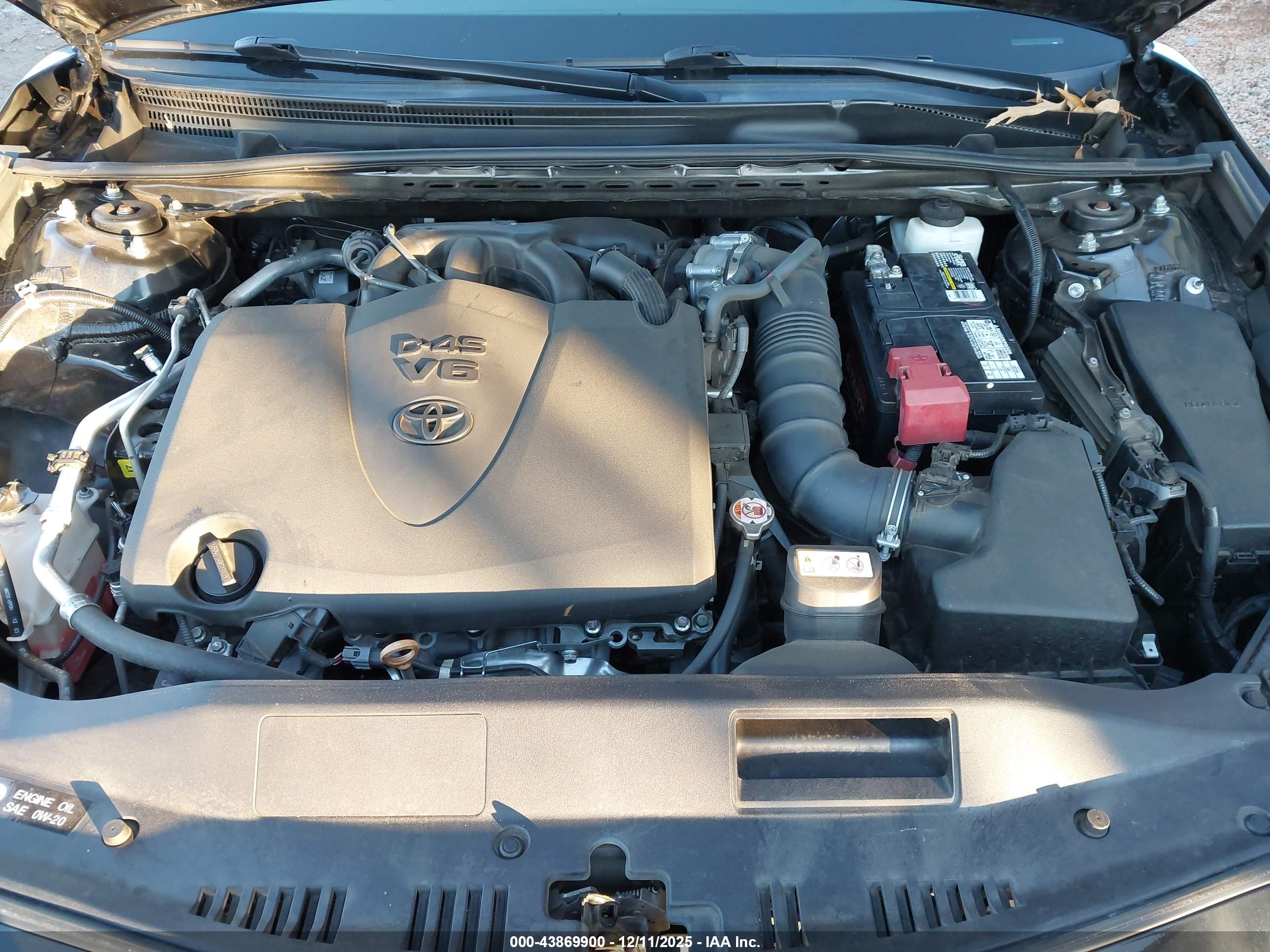 TOYOTA CAMRY image 10
