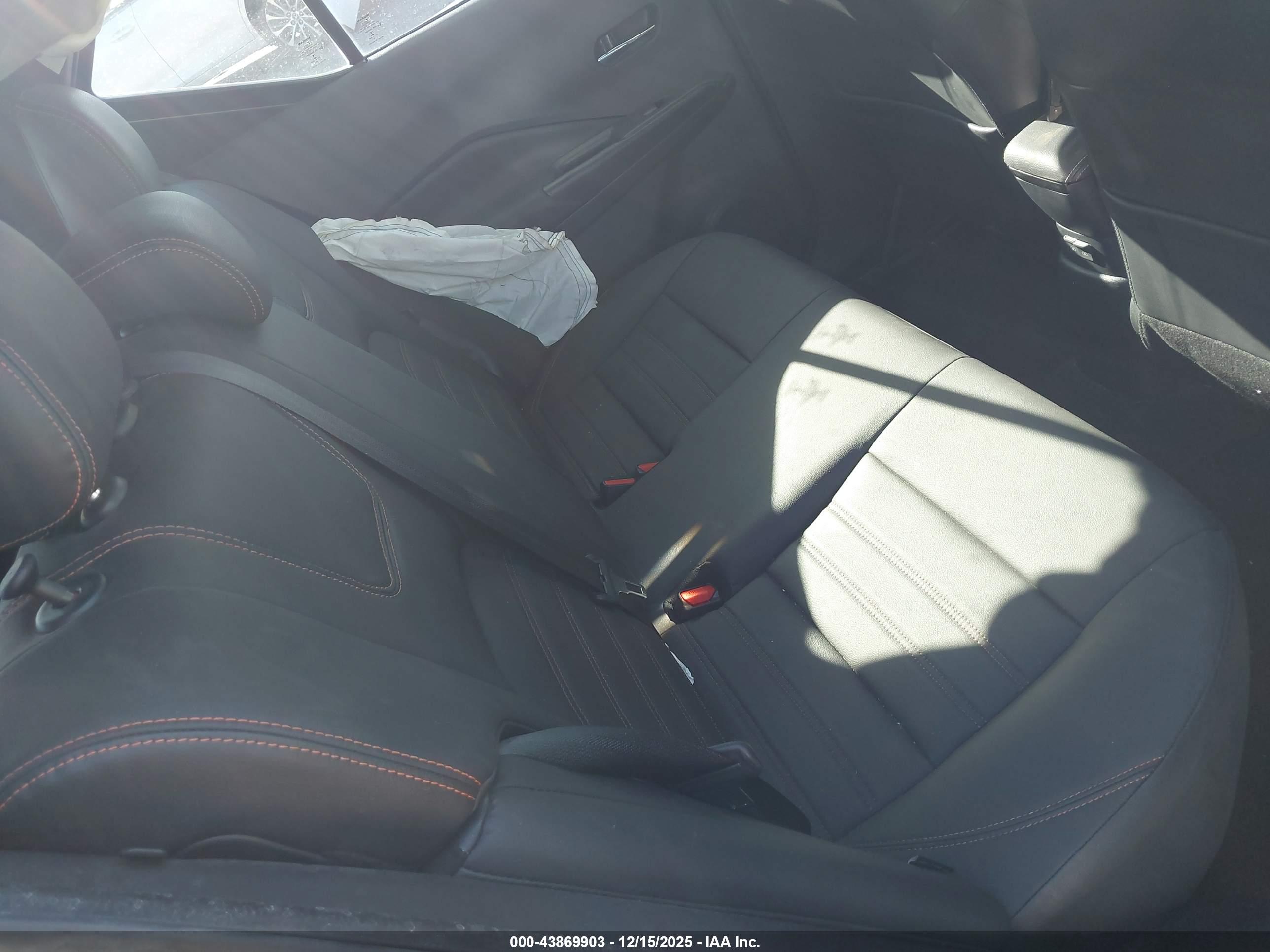 NISSAN KICKS image 8