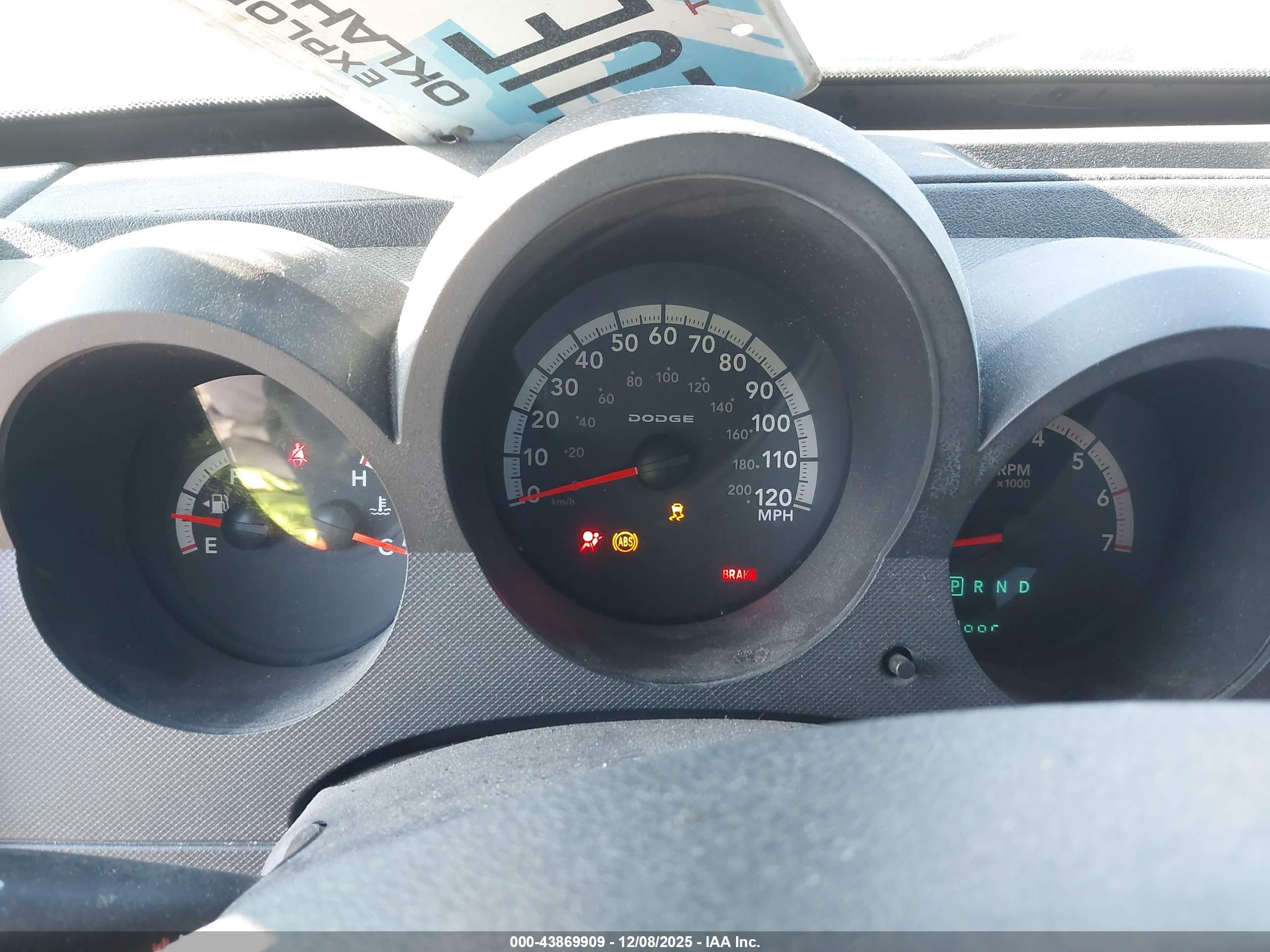 DODGE NITRO image 7