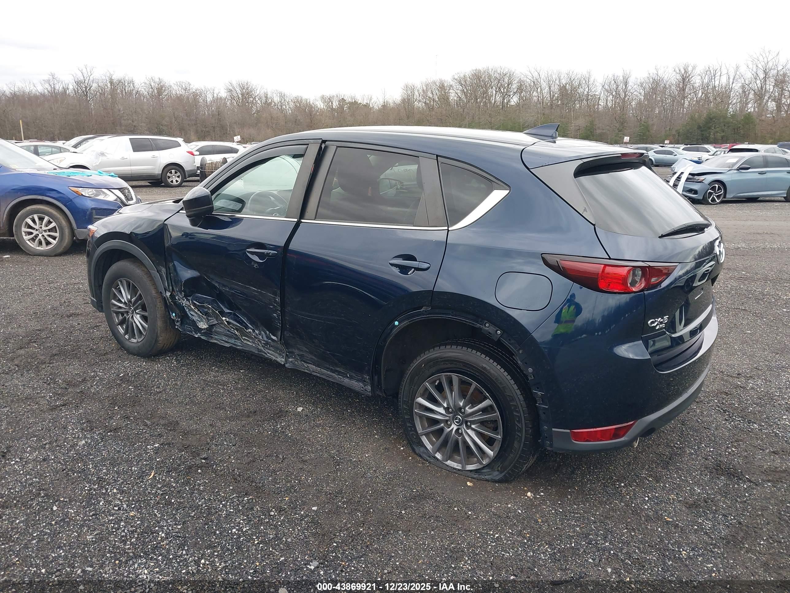 MAZDA CX-5 image 3