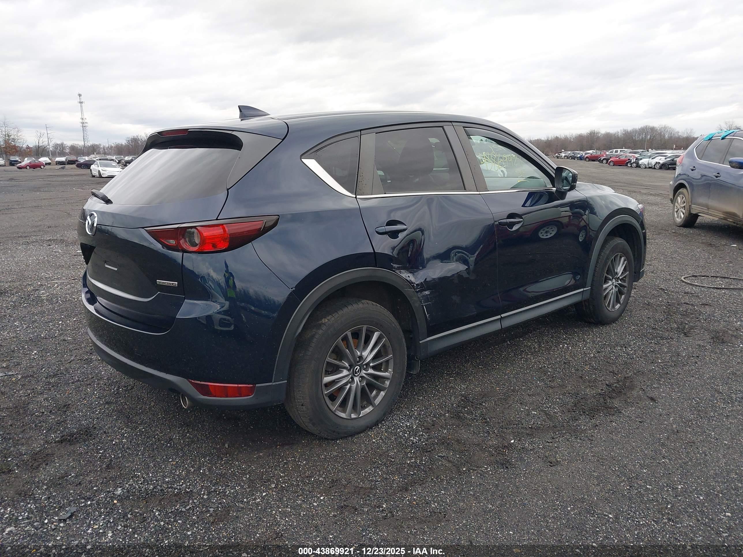 MAZDA CX-5 image 4
