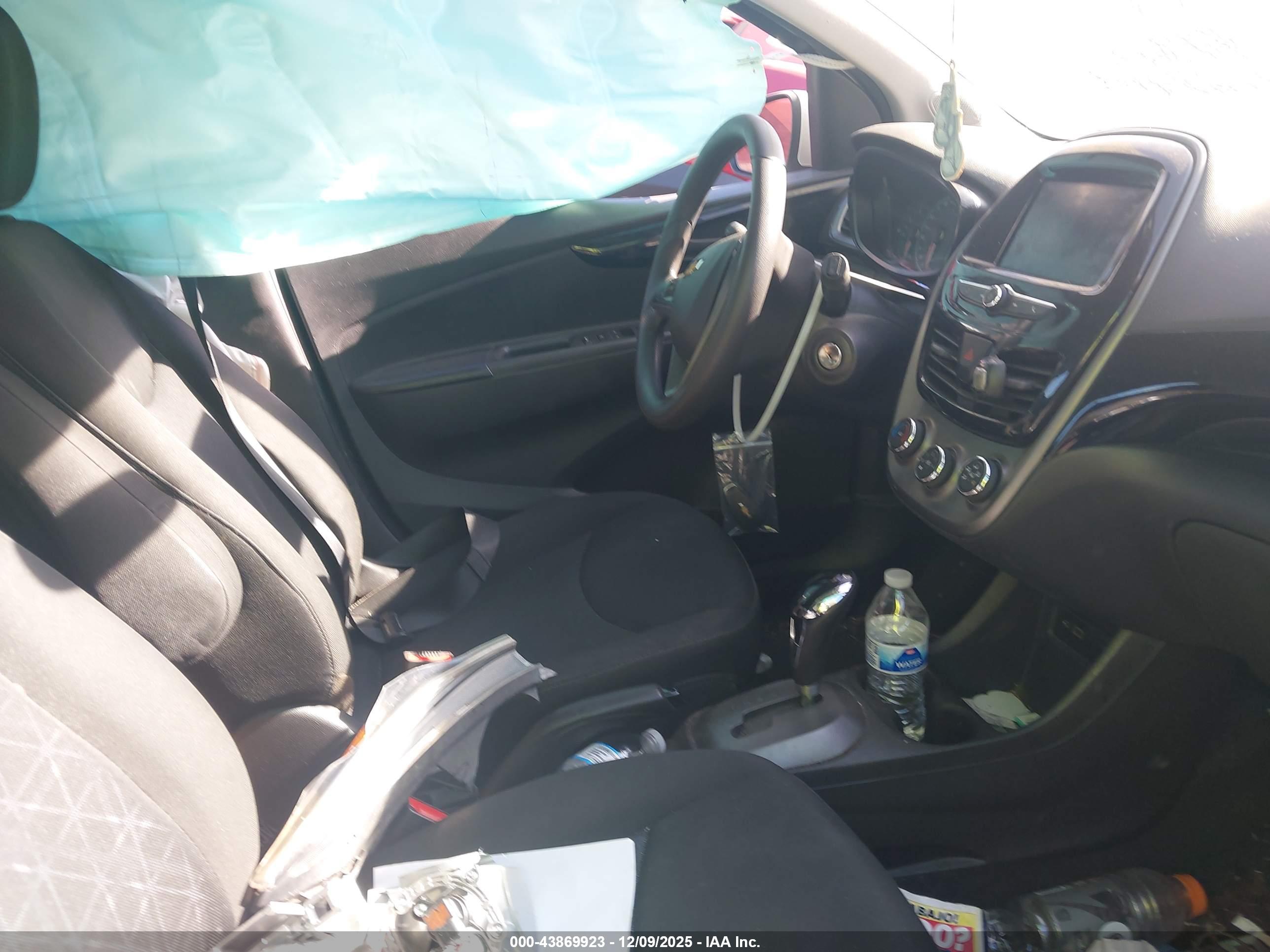 CHEVROLET SPARK image 5
