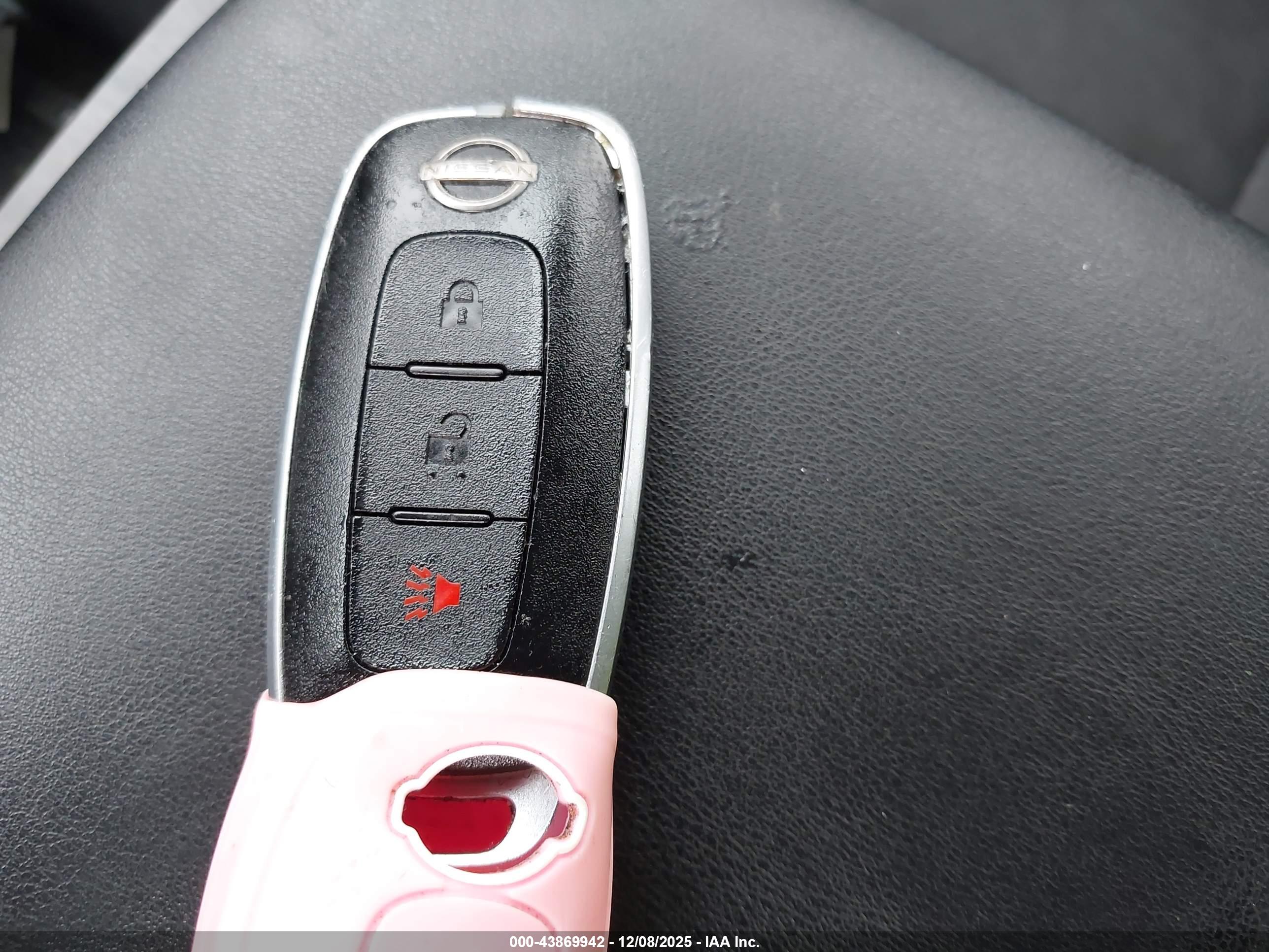 NISSAN ARIYA image 11
