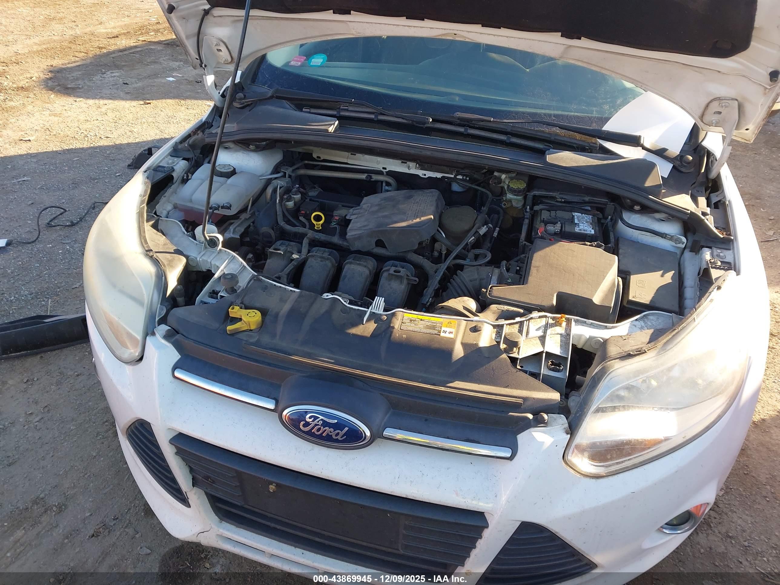 FORD FOCUS image 10