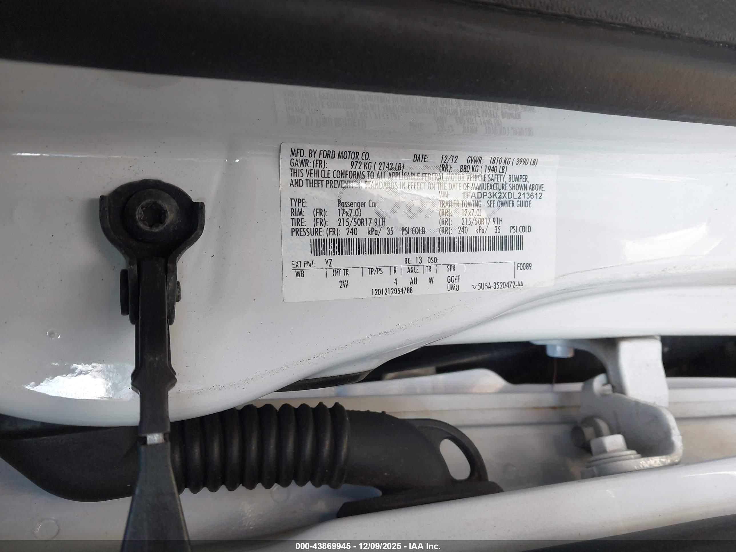 FORD FOCUS image 9