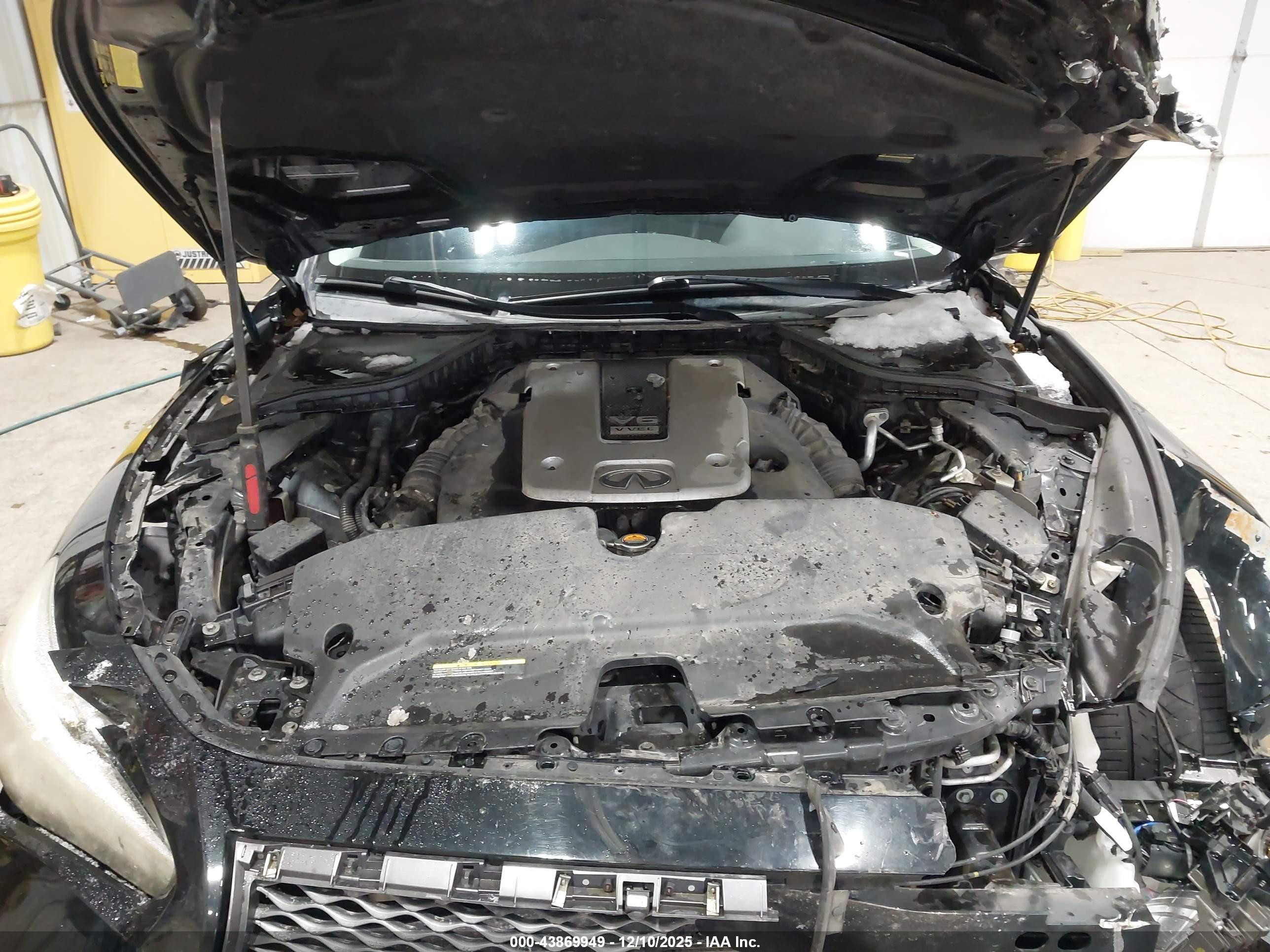 INFINITI Q50 image 10
