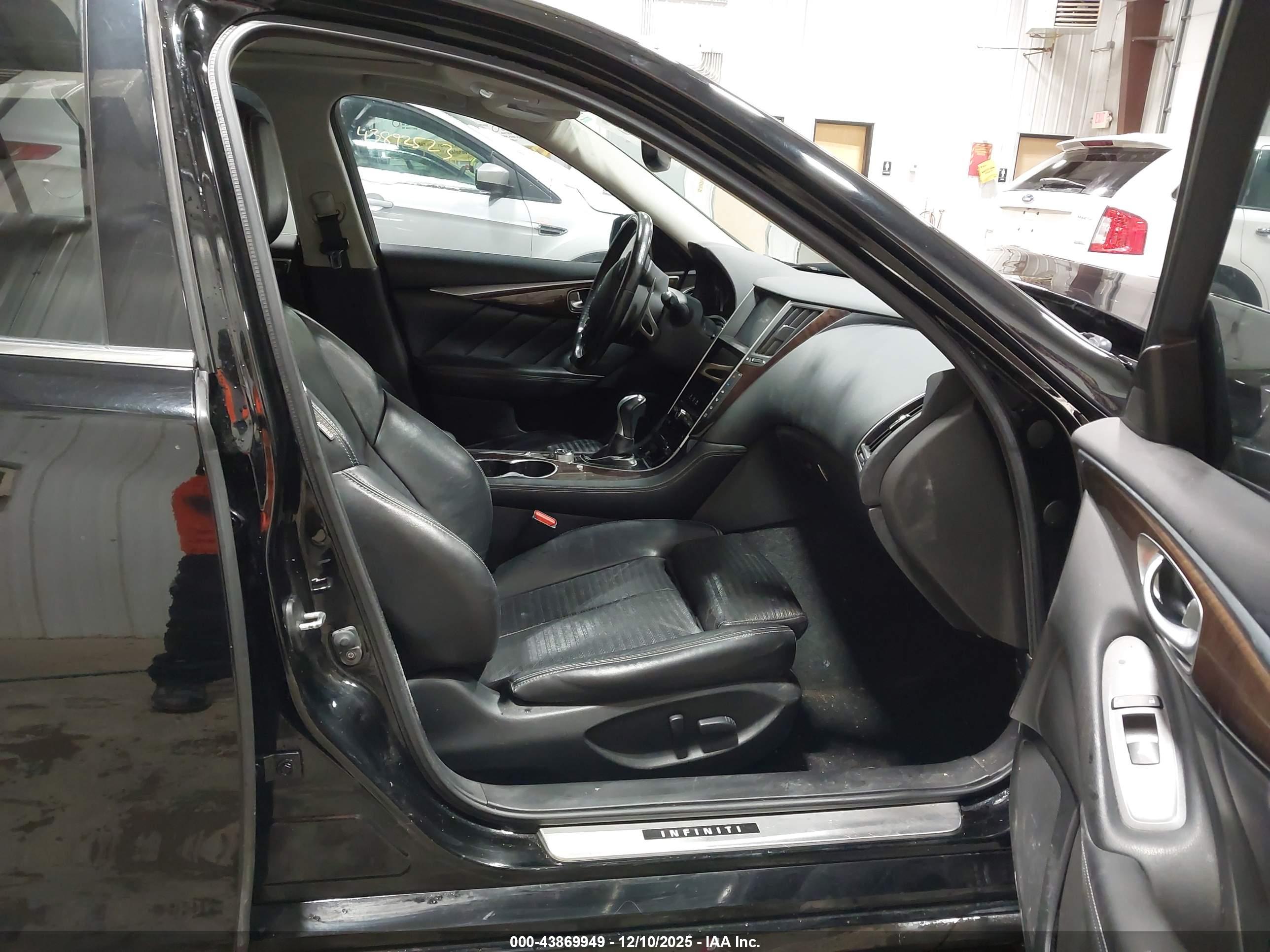 INFINITI Q50 image 5