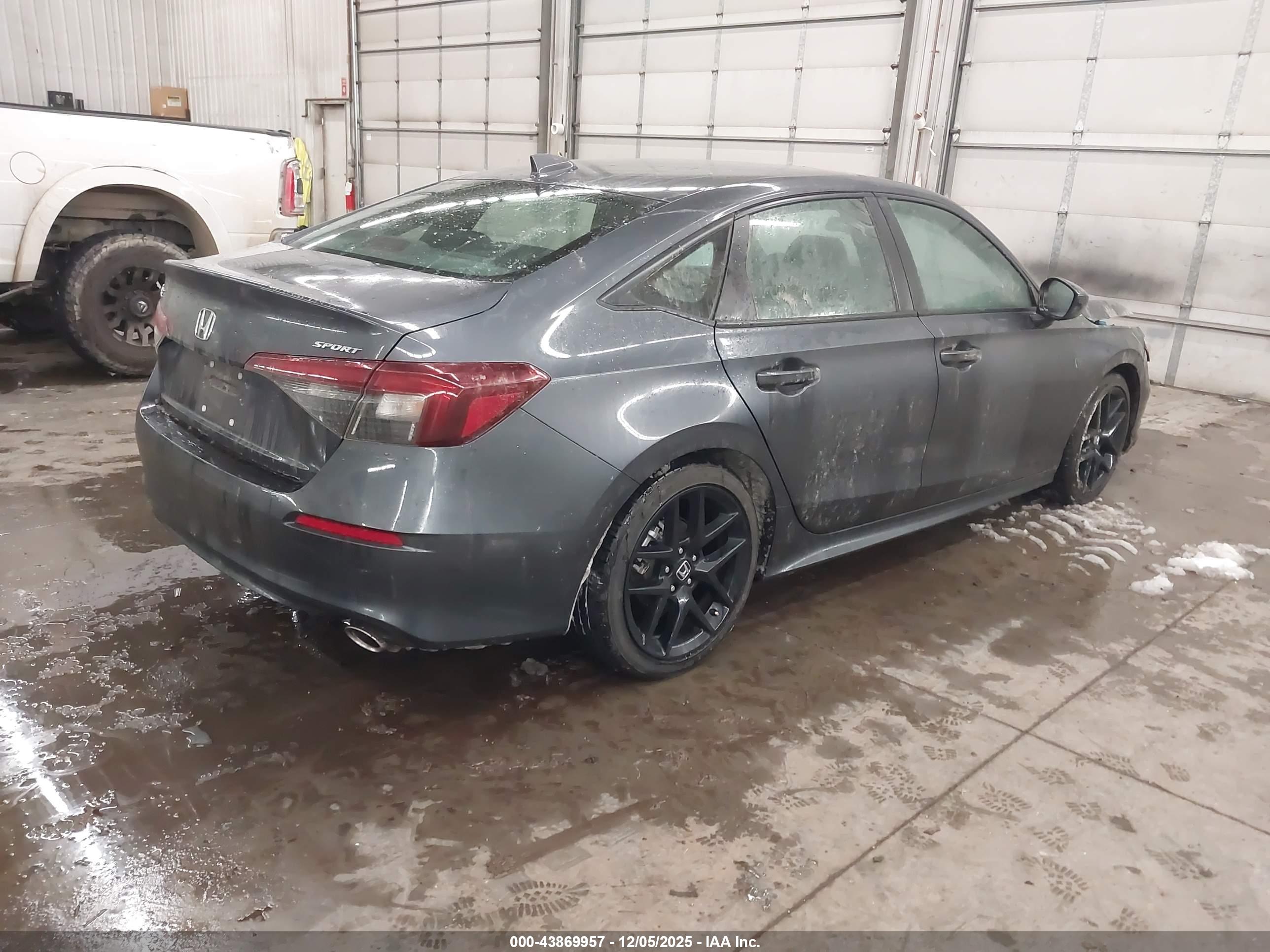 HONDA CIVIC image 4