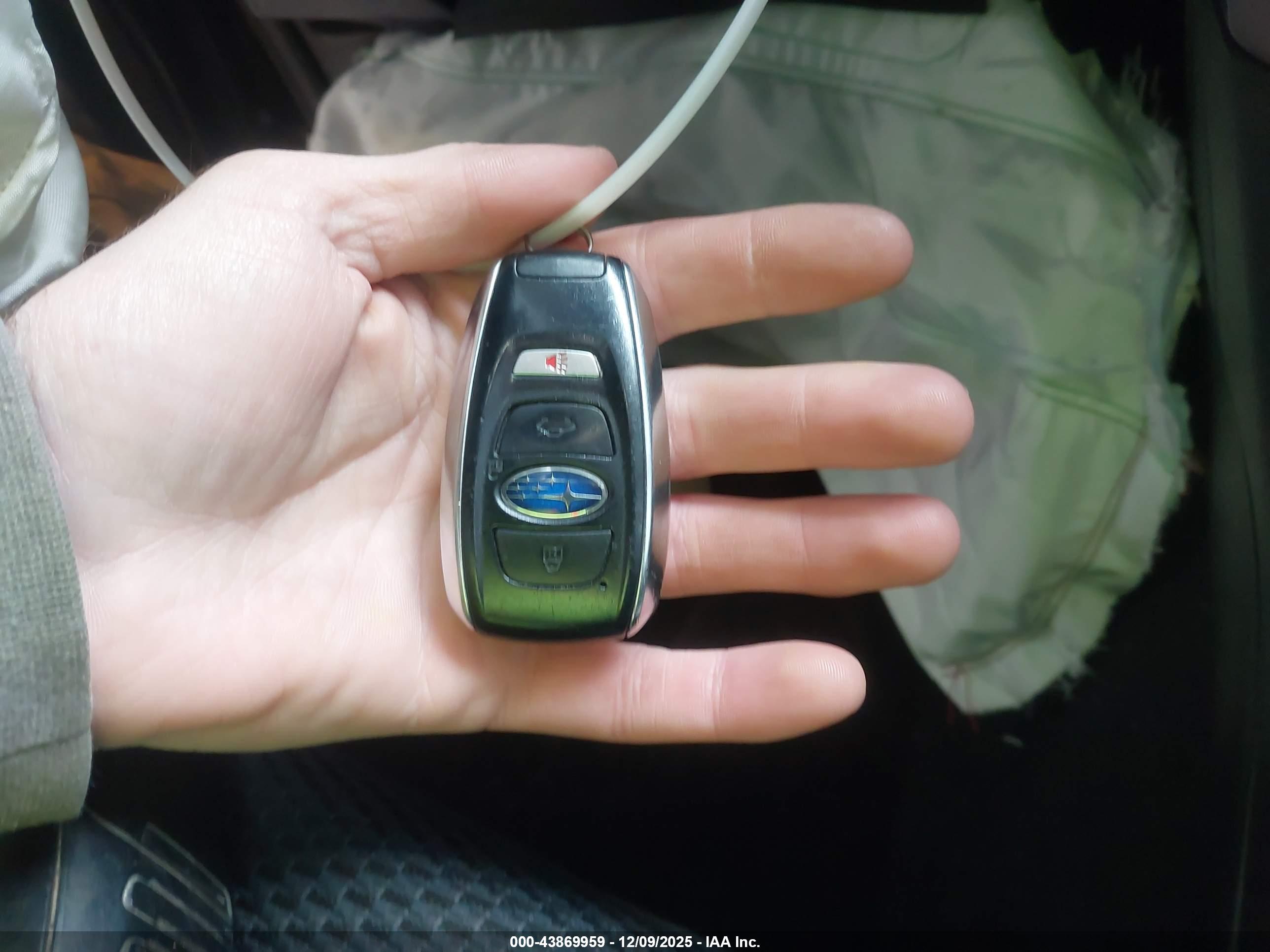 SUBARU FORESTER image 11