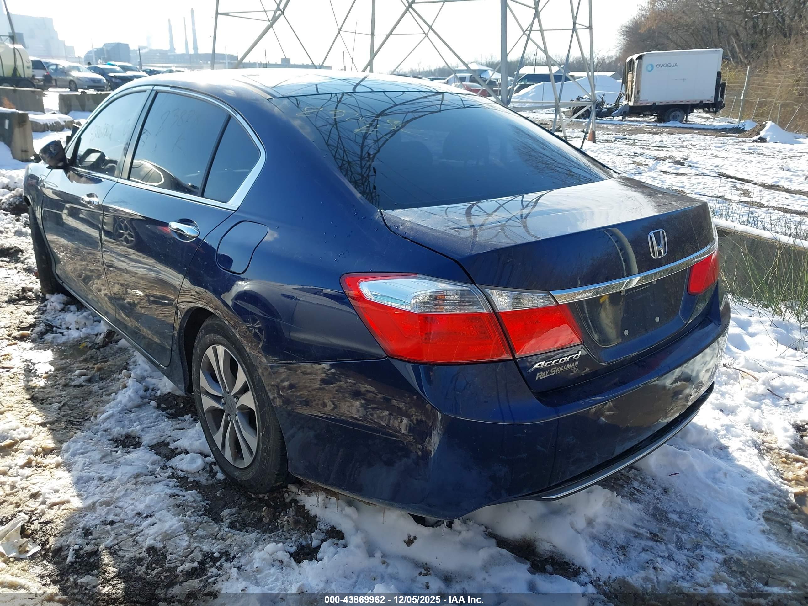 HONDA ACCORD image 3