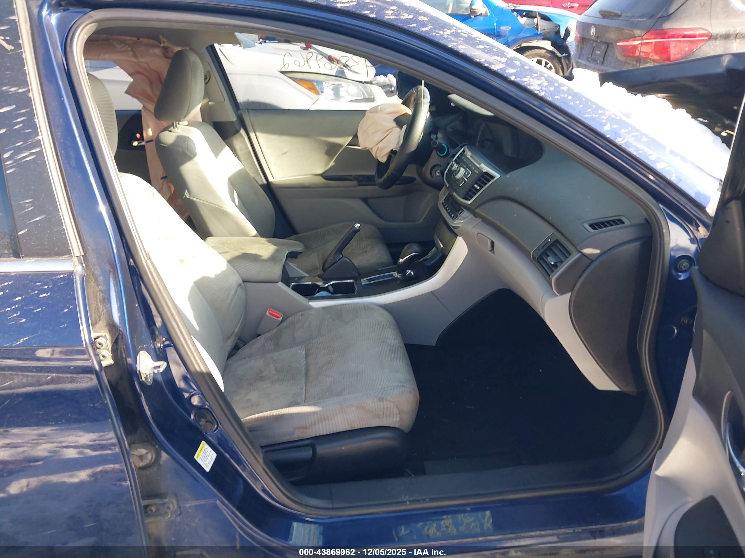 HONDA ACCORD image 5