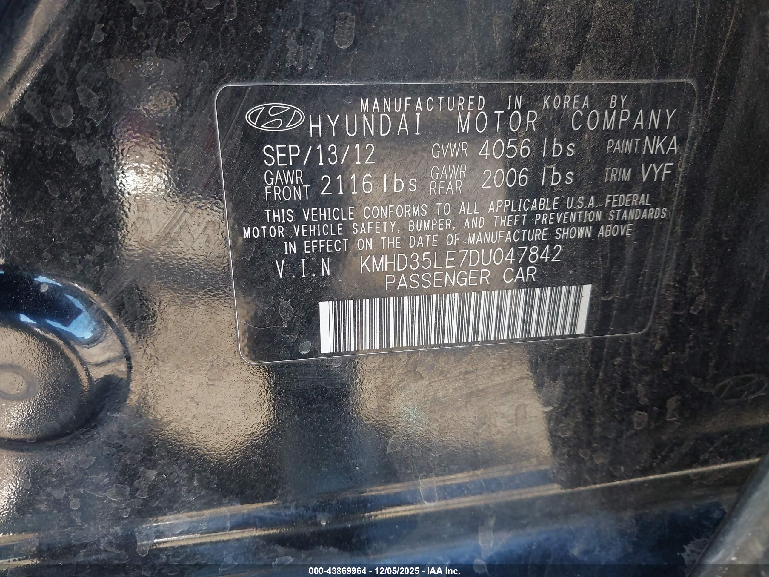 HYUNDAI ELANTRA image 9