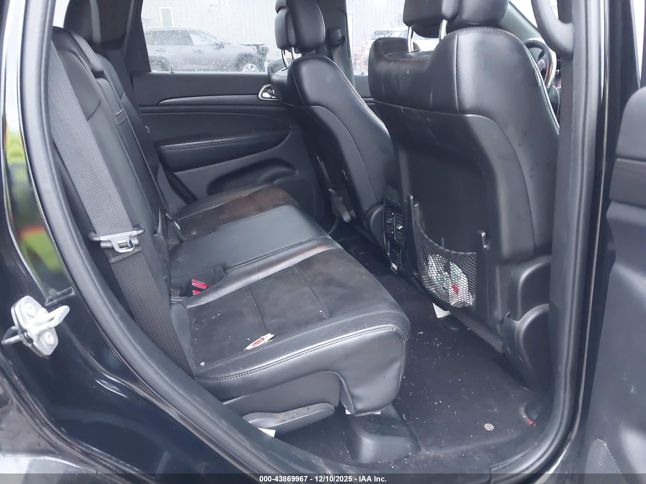JEEP GRAND image 8