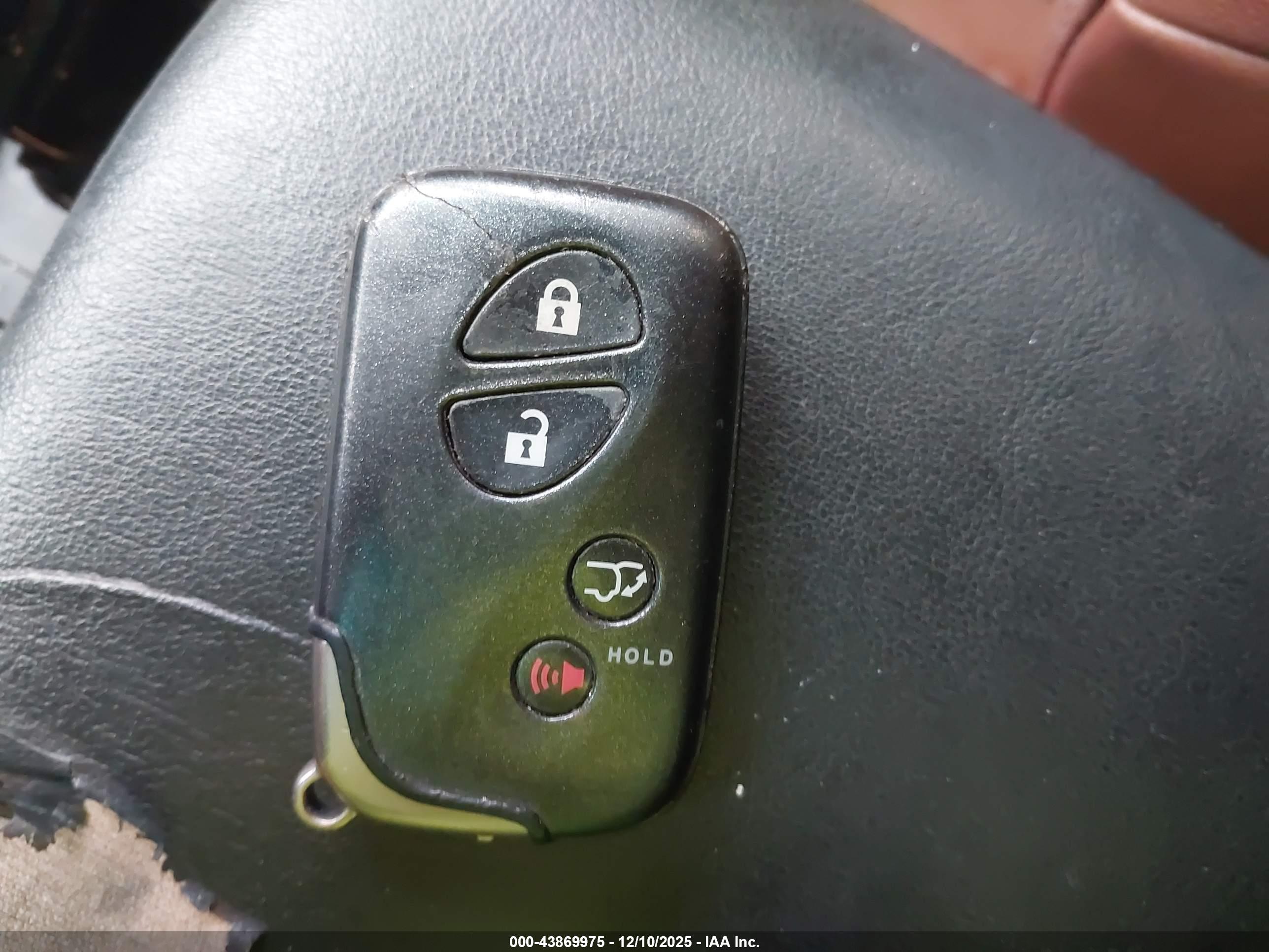 LEXUS RX image 11